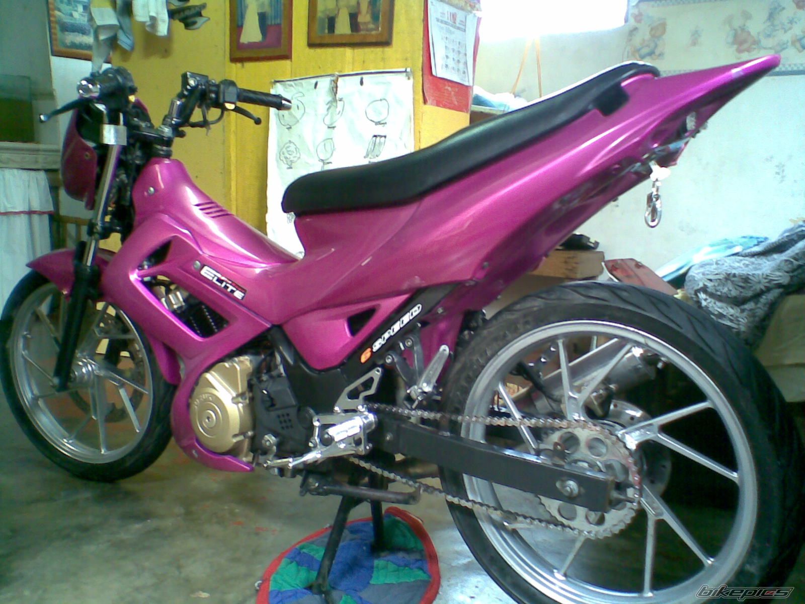 Photo 1689369