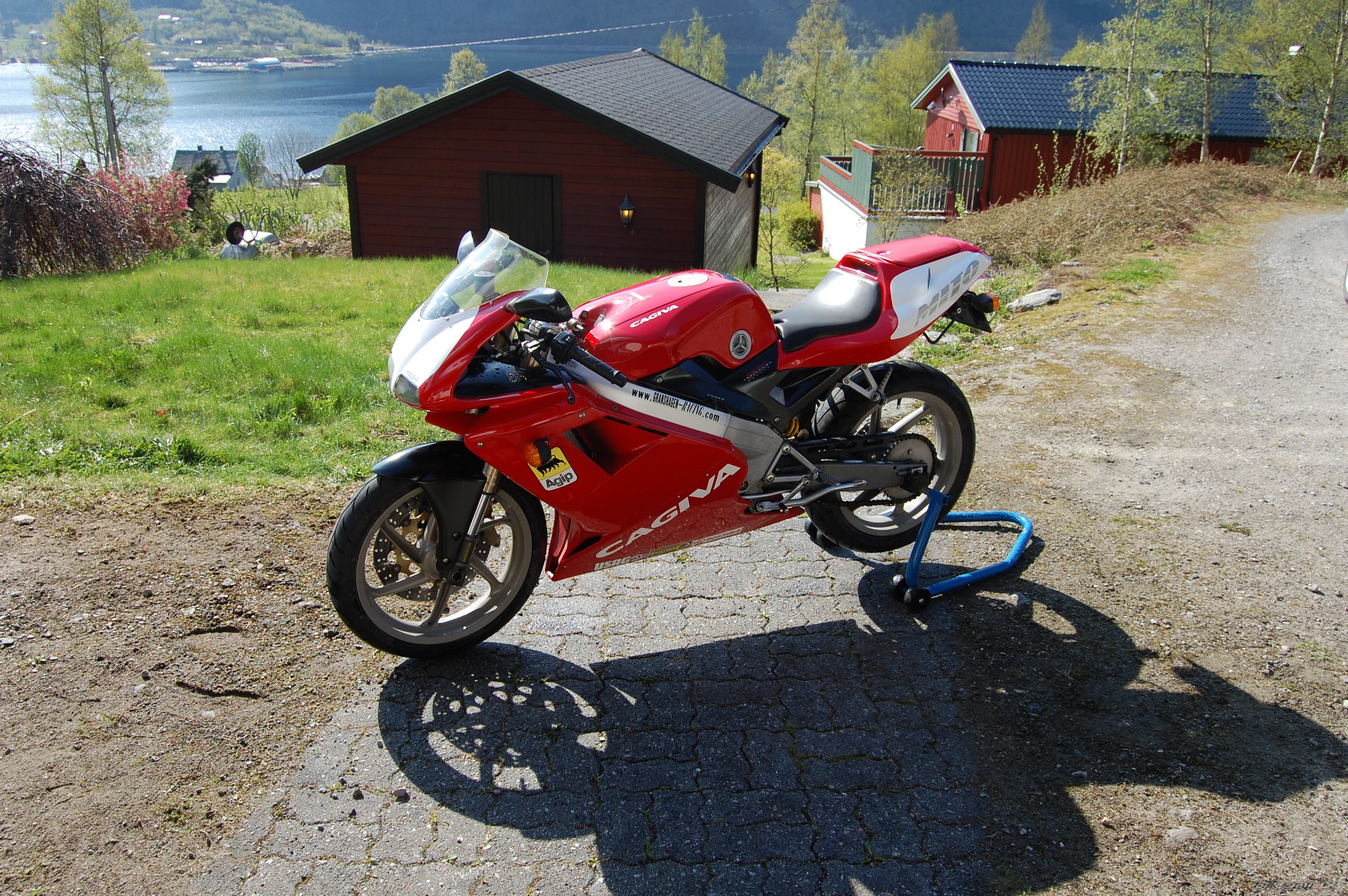 Photo 1689433