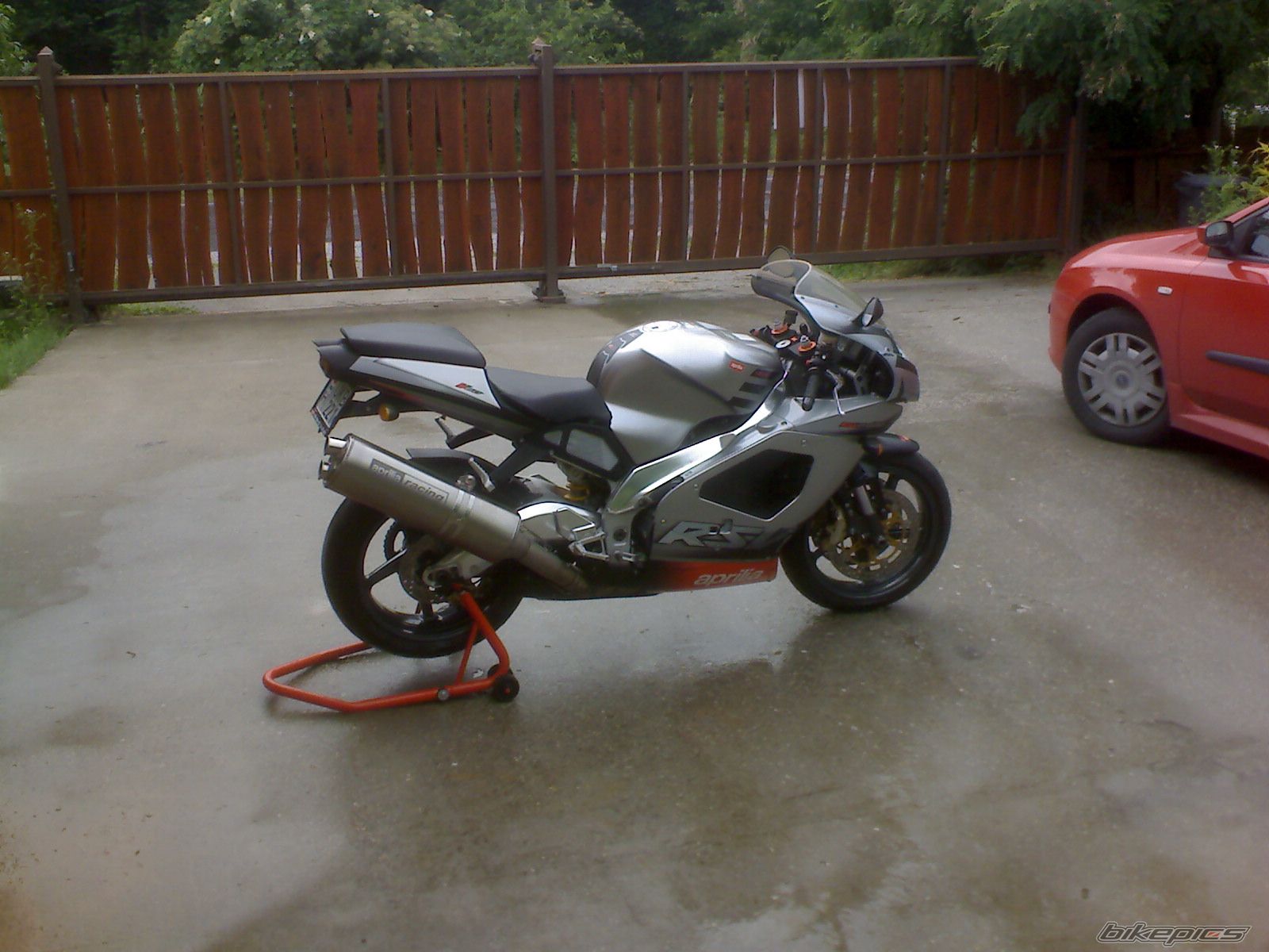 Photo 1689633