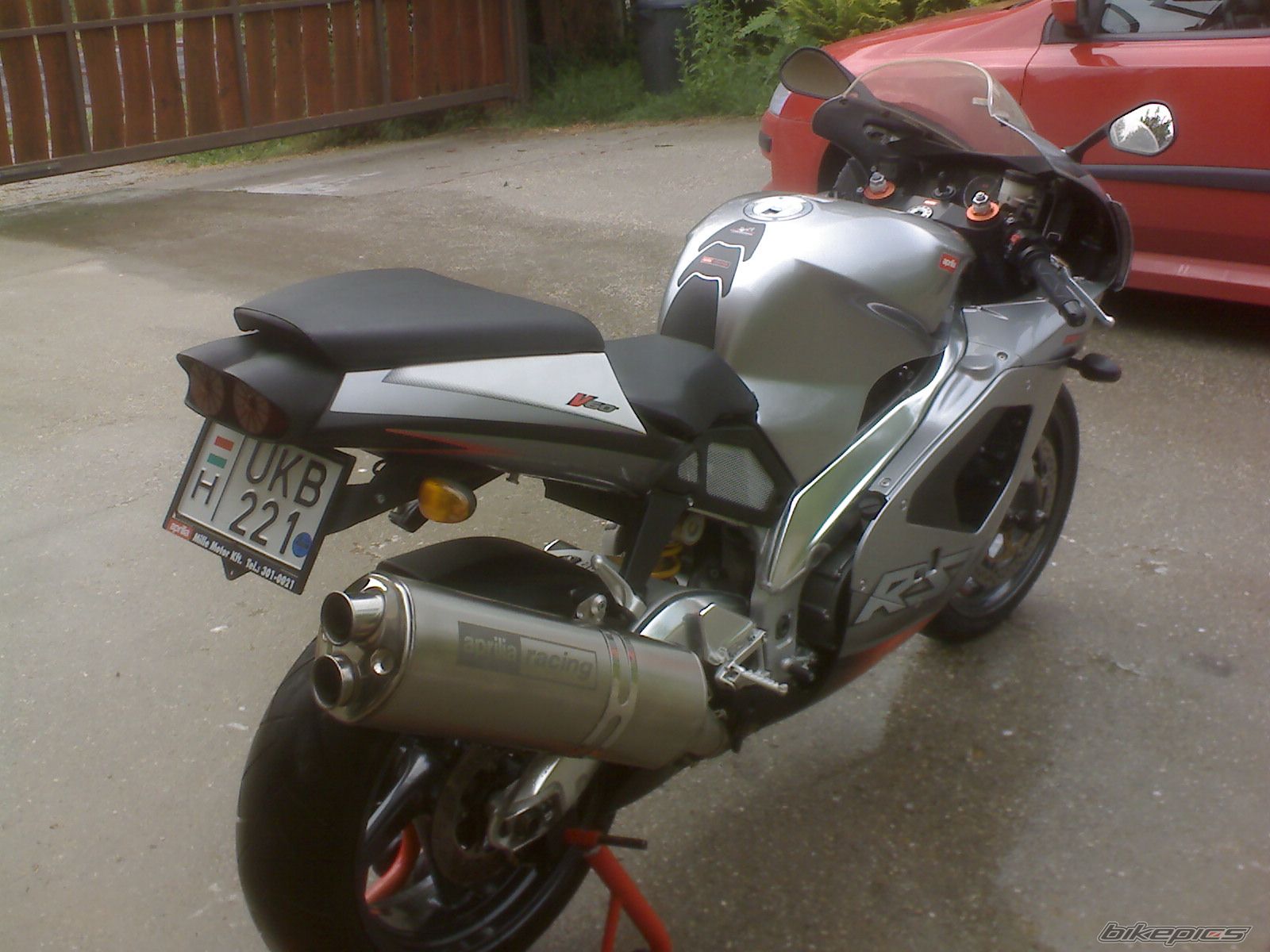 Photo 1689636