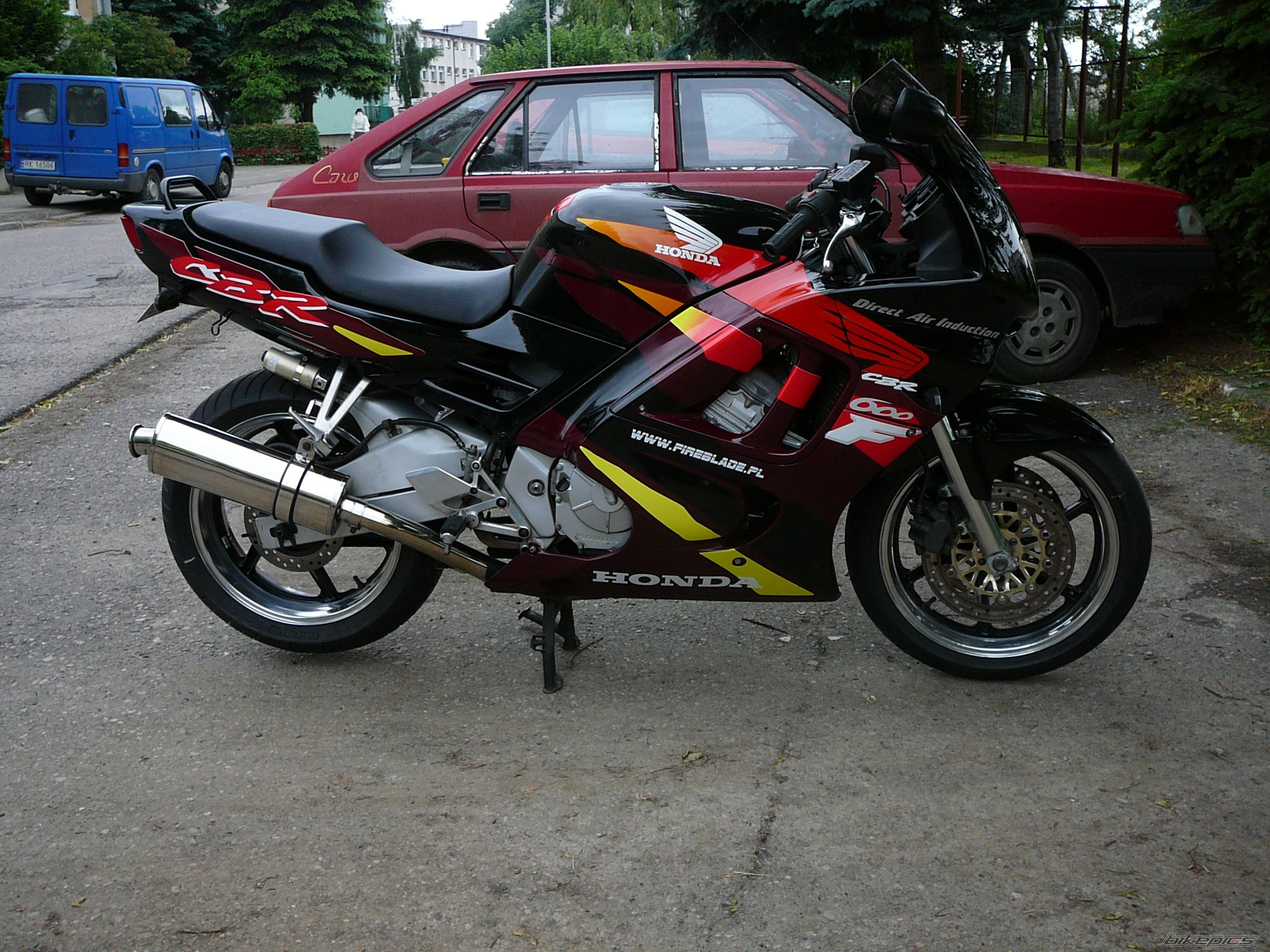 Photo 1689646