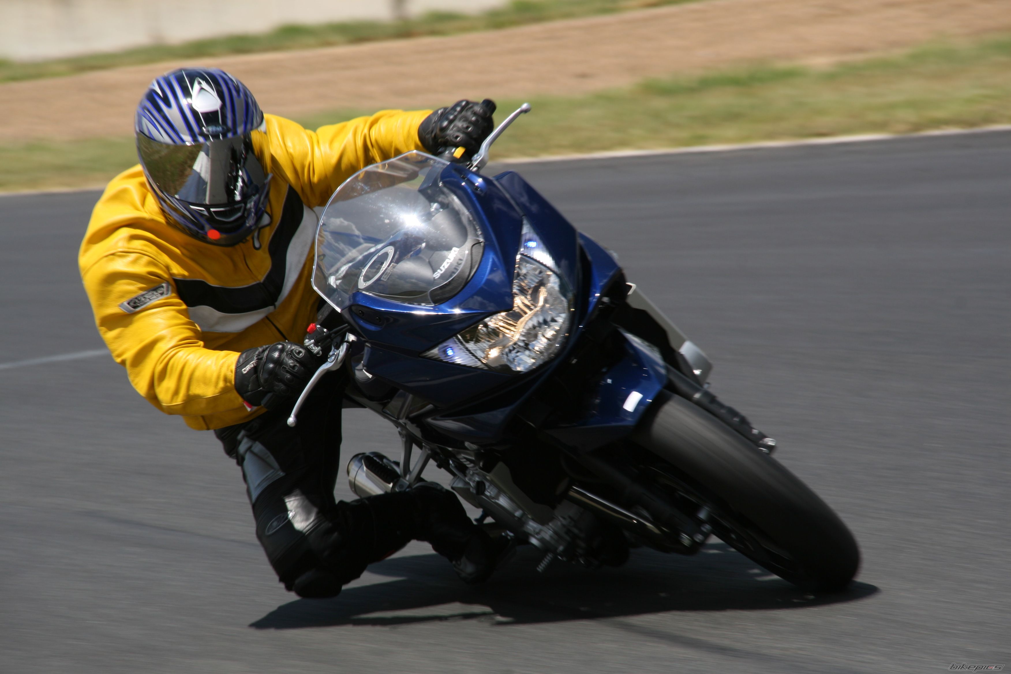 Bike Photo 1689846
