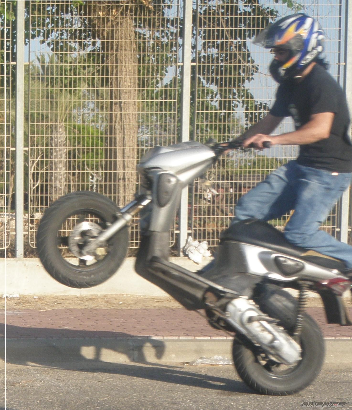 Photo 1689858