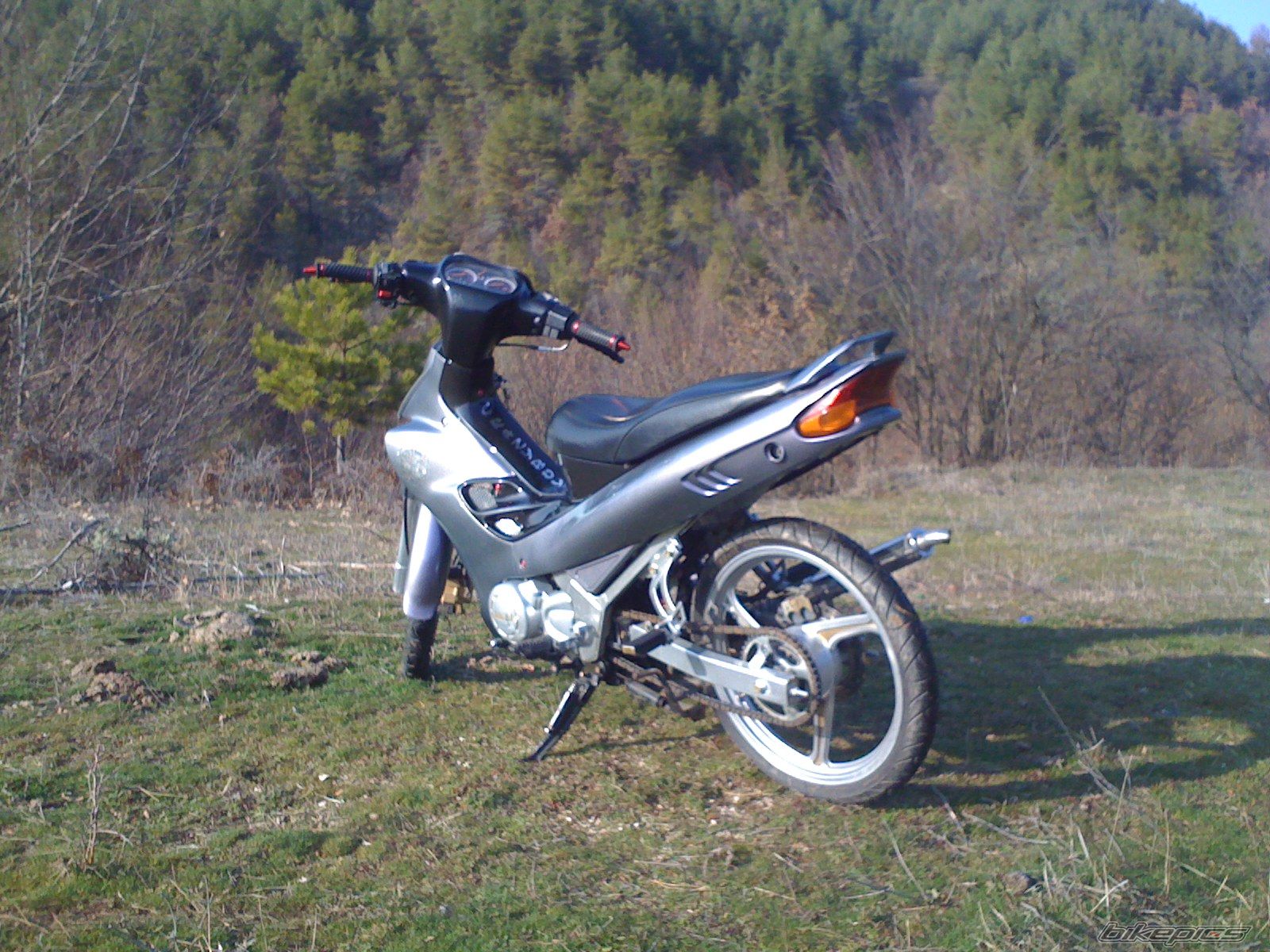 Bike Photo 1689862