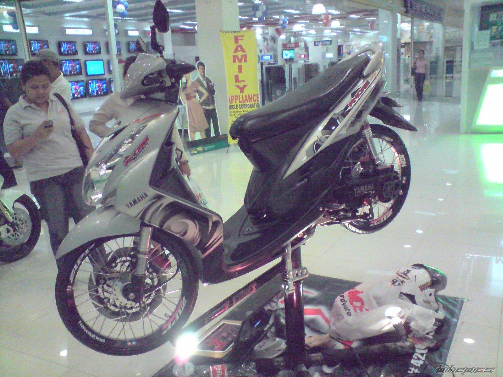 Photo 1689876