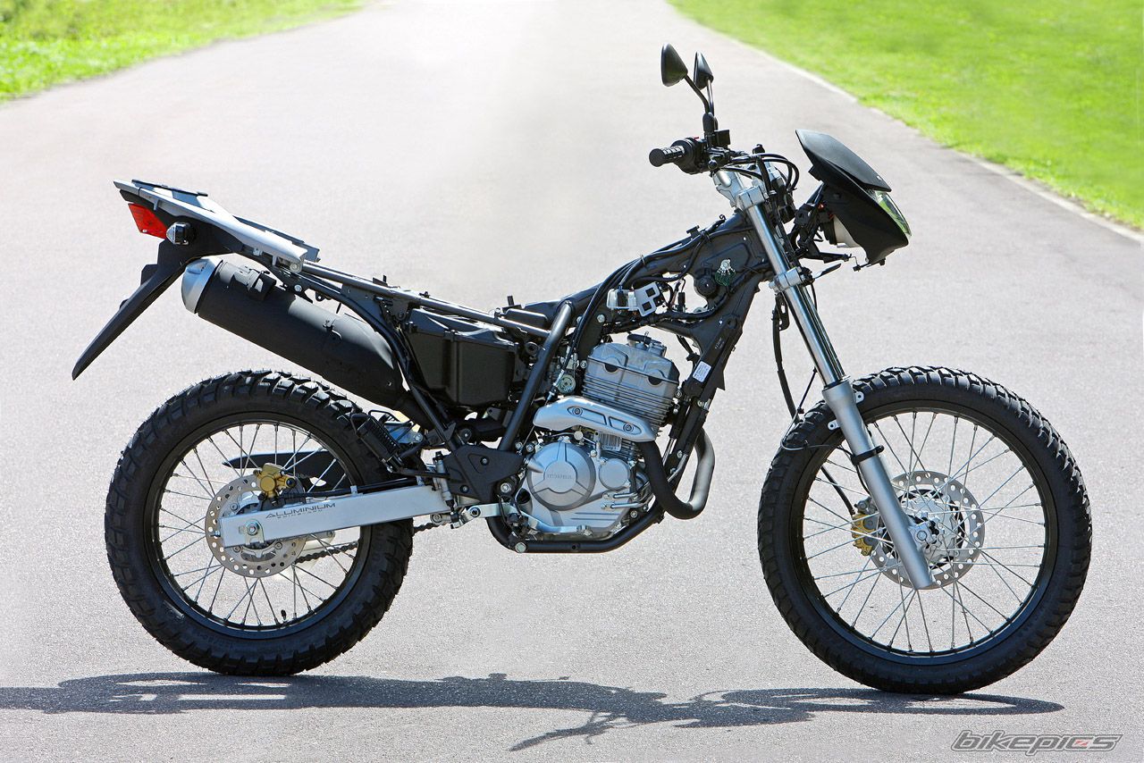 Bike Photo 1689998