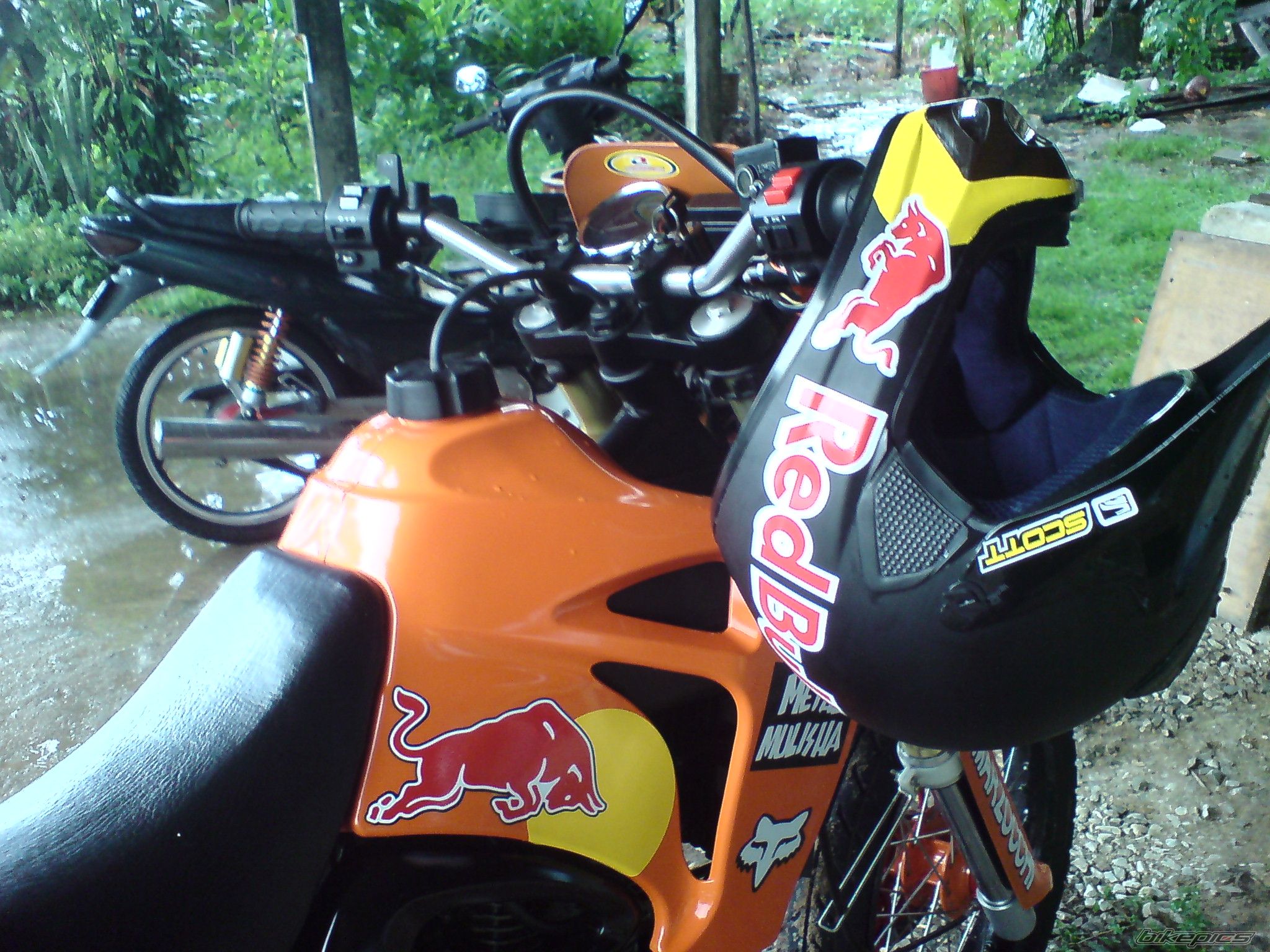 Bike Photo 1690044