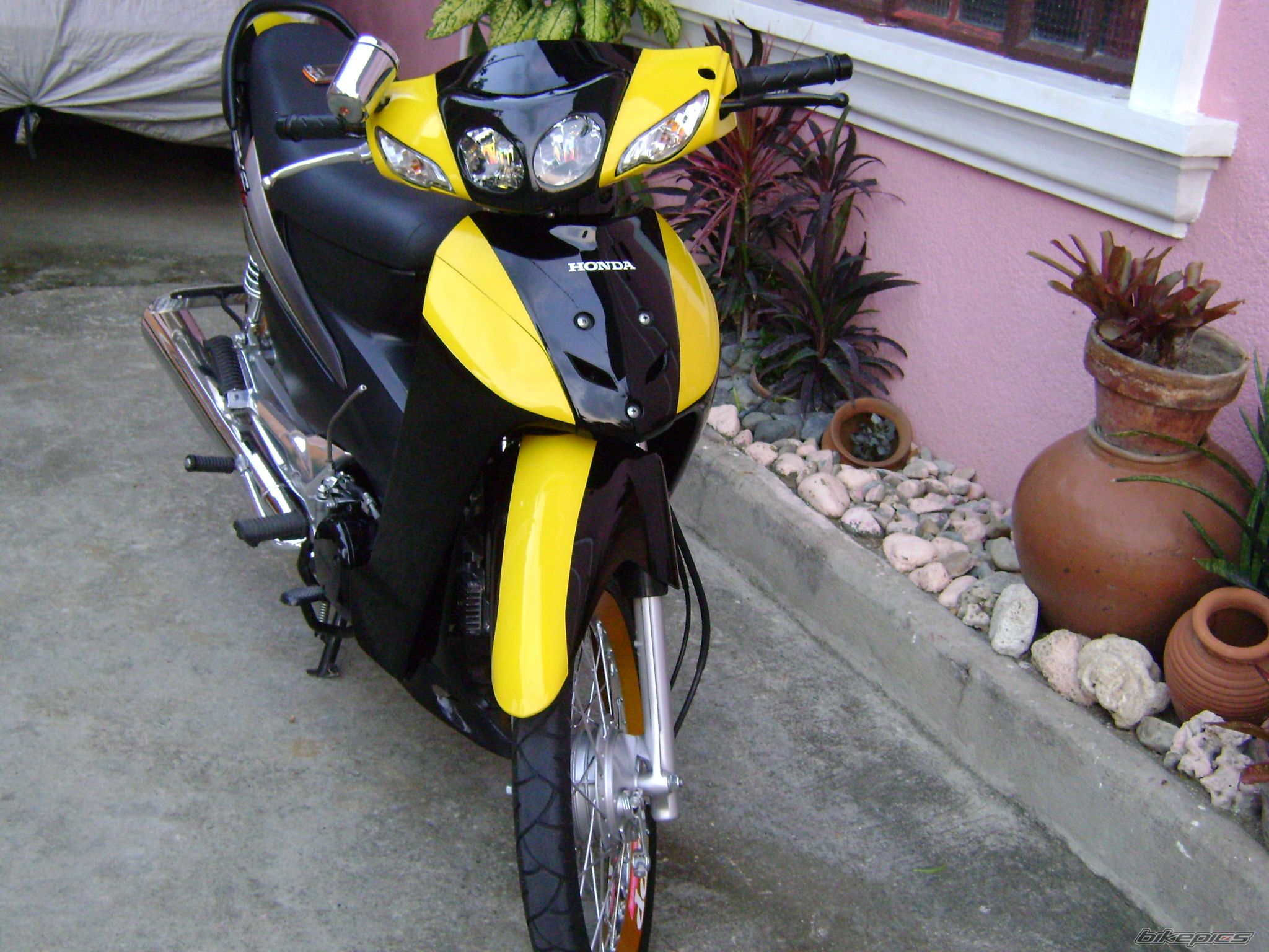Bike Photo 1690232