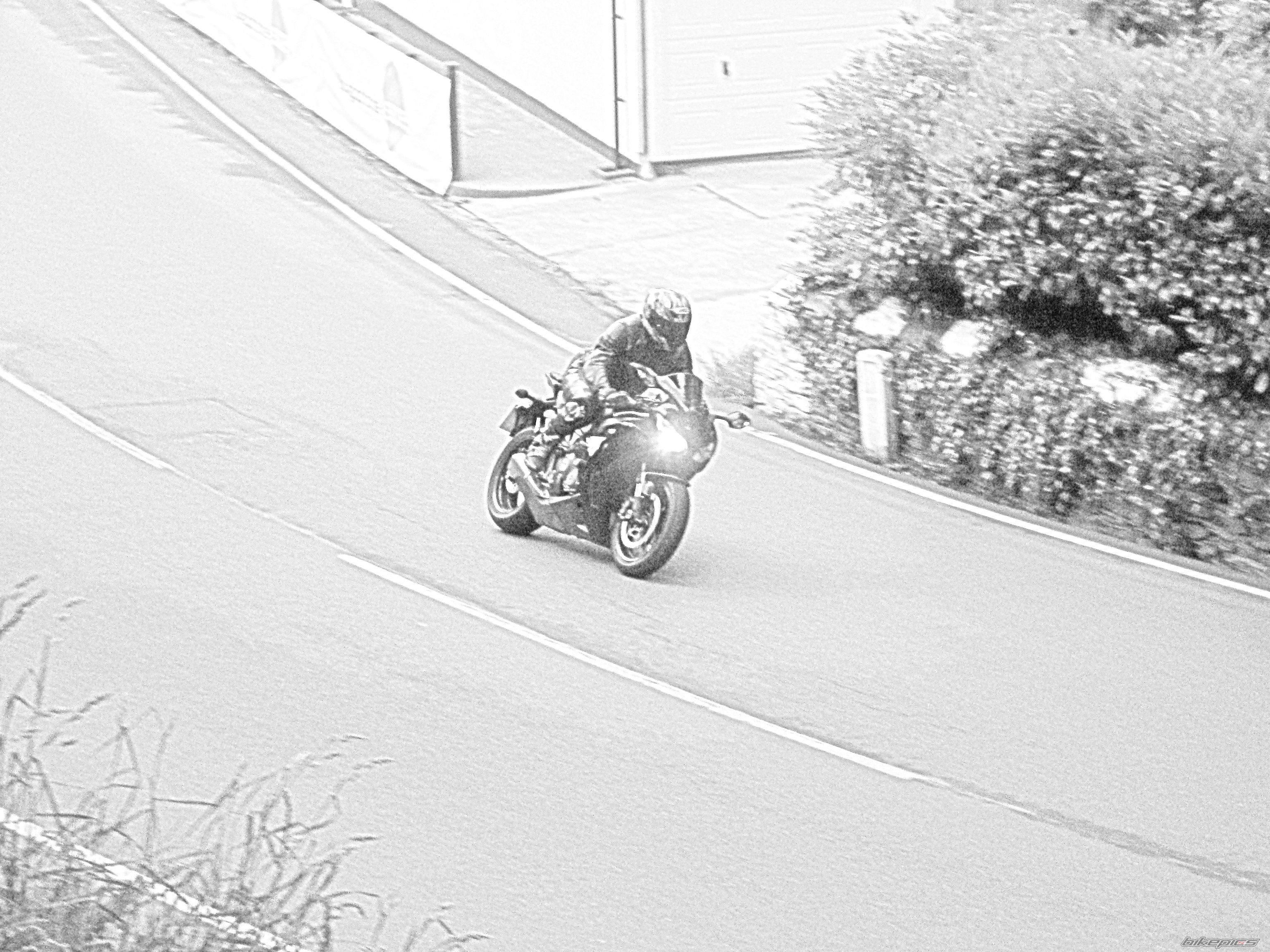 Photo 1690235