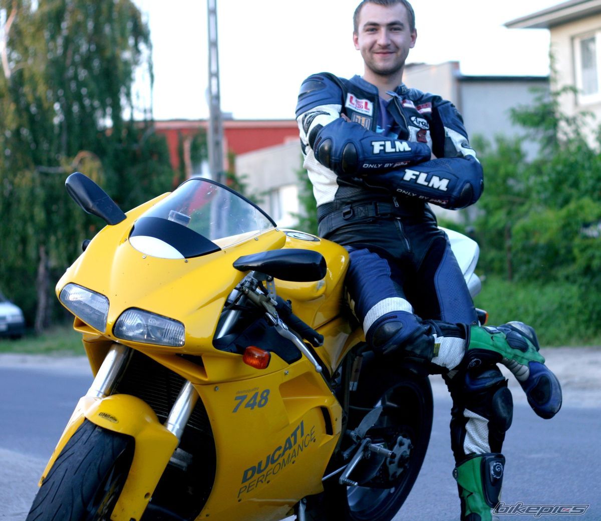 Bike Photo 1690262