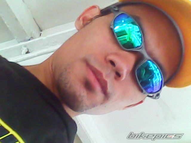 Photo 1690405
