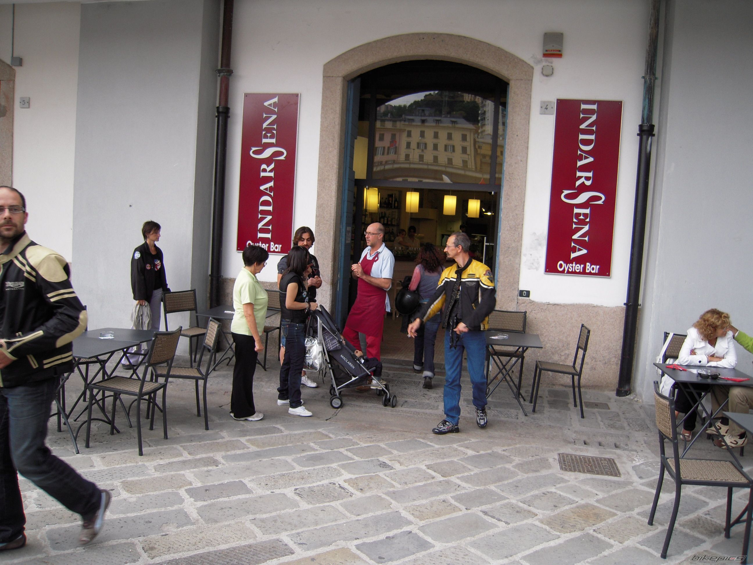 Photo 1690413