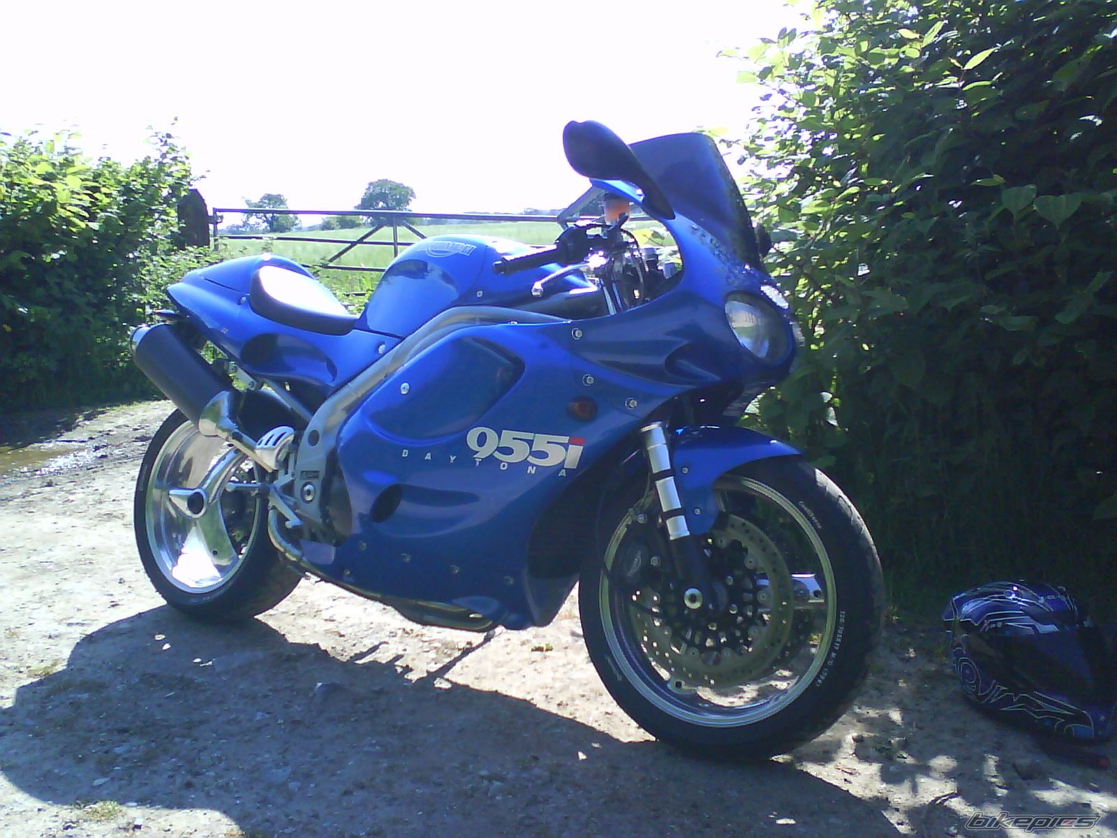 Photo 1690442