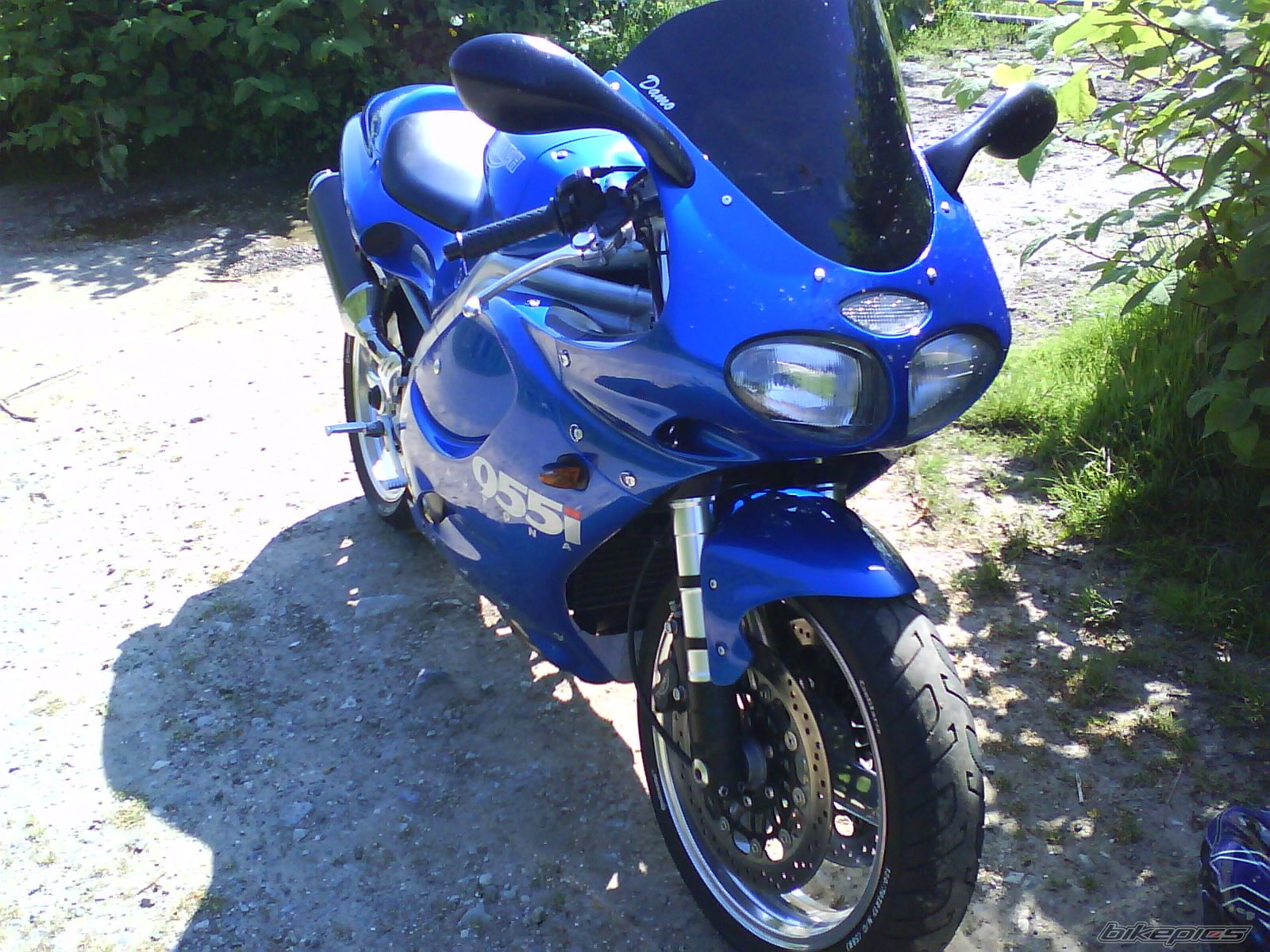 Photo 1690444