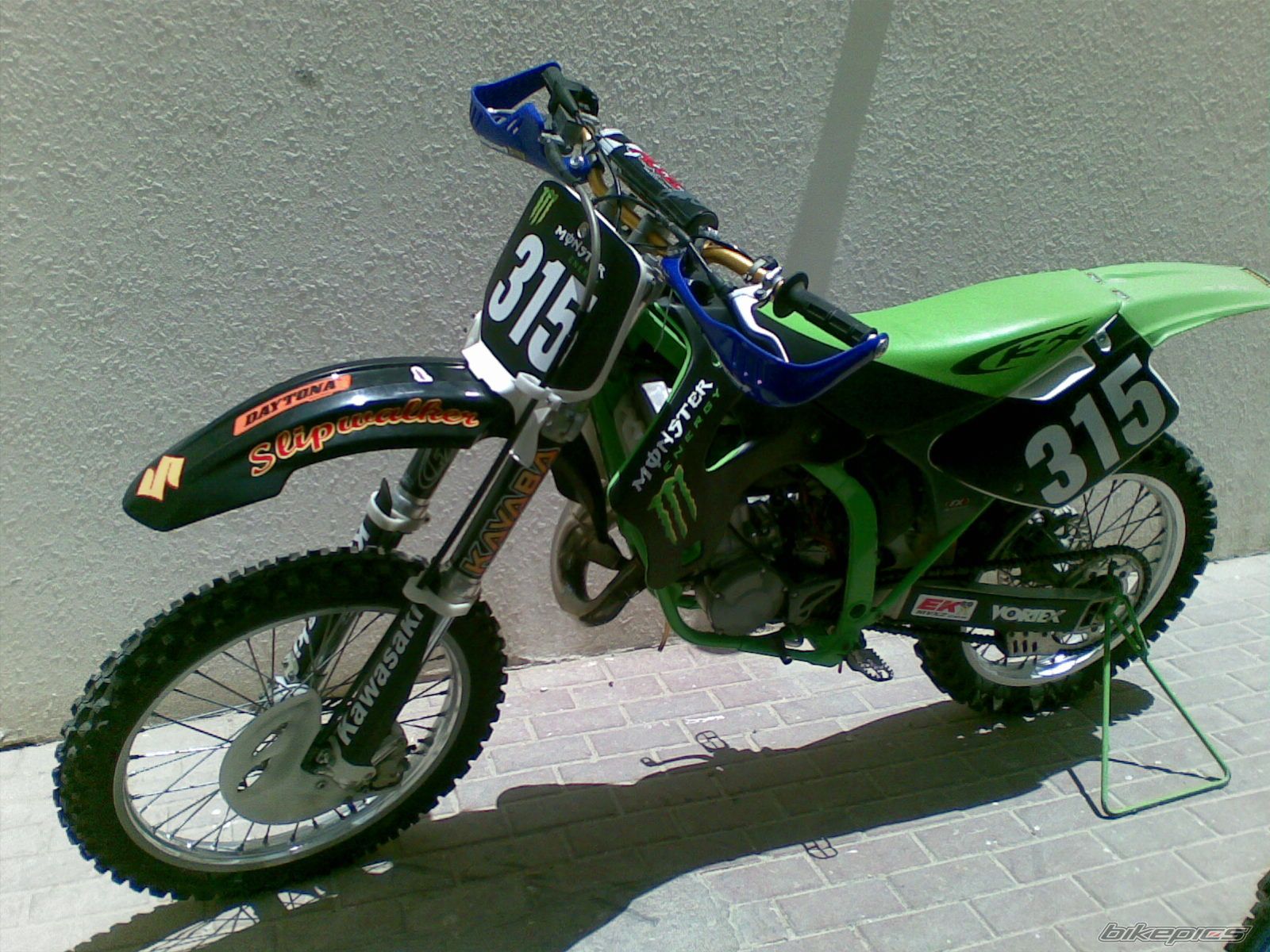 Bike Photo 1690468