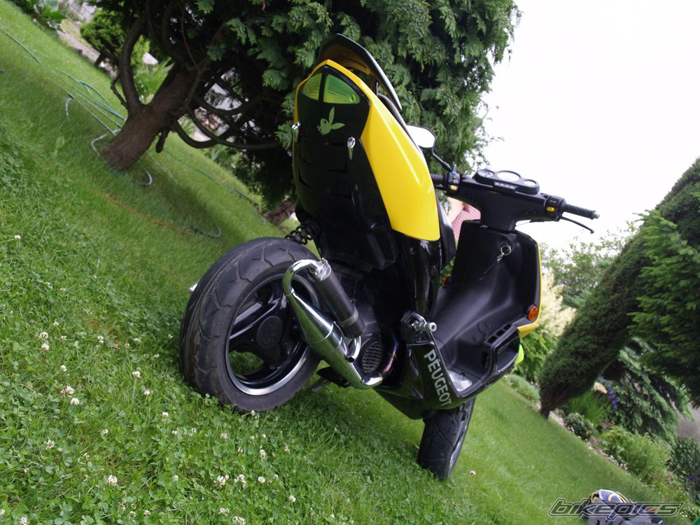 Bike Photo 1690496