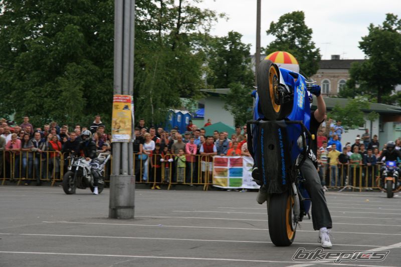 Photo 1690596