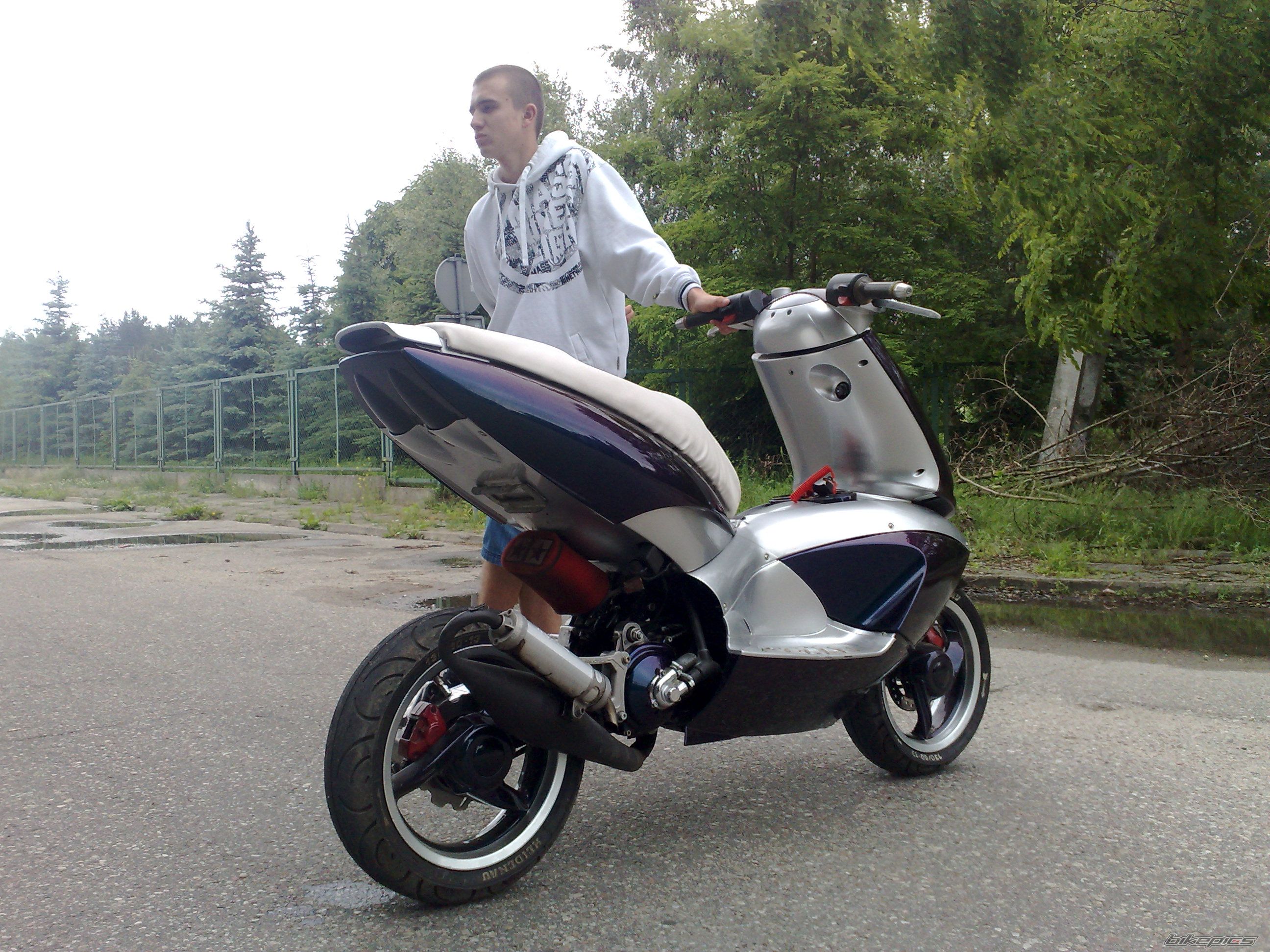 Photo 1690636