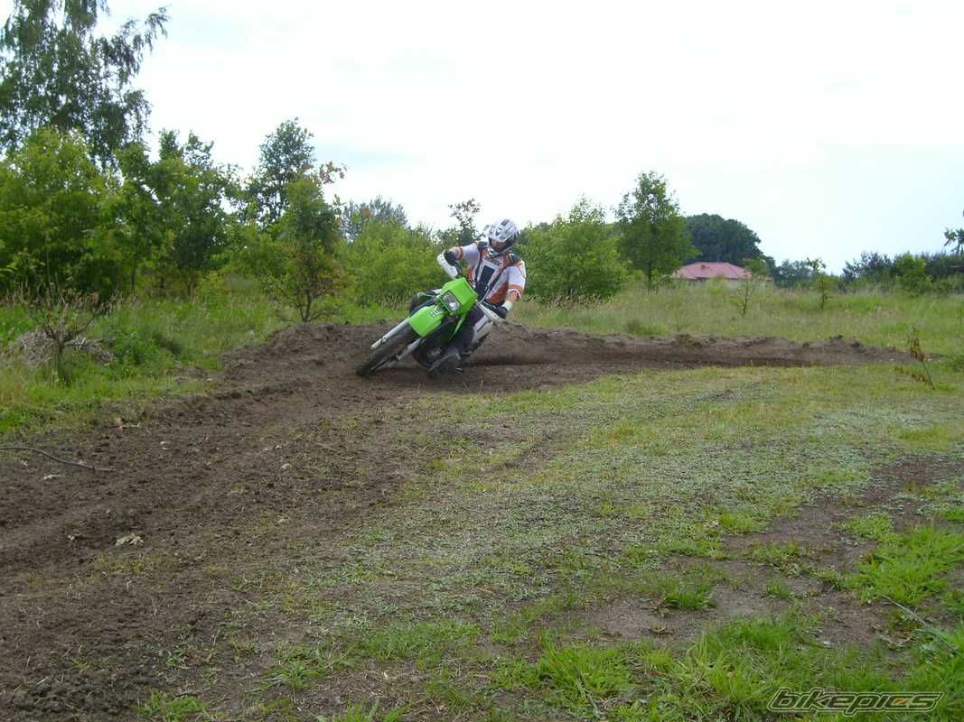 Bike Photo 1690702