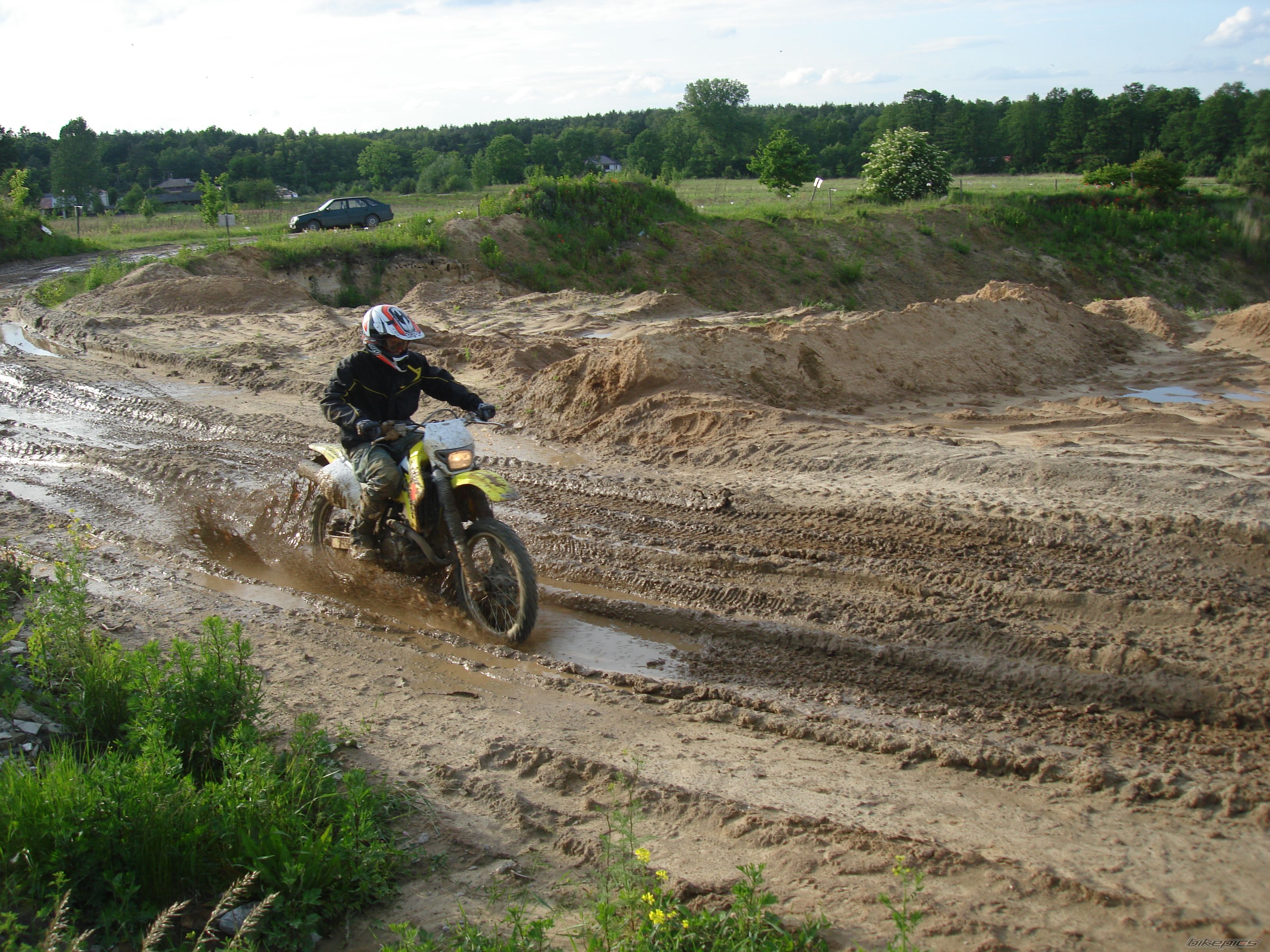 Bike Photo 1690795