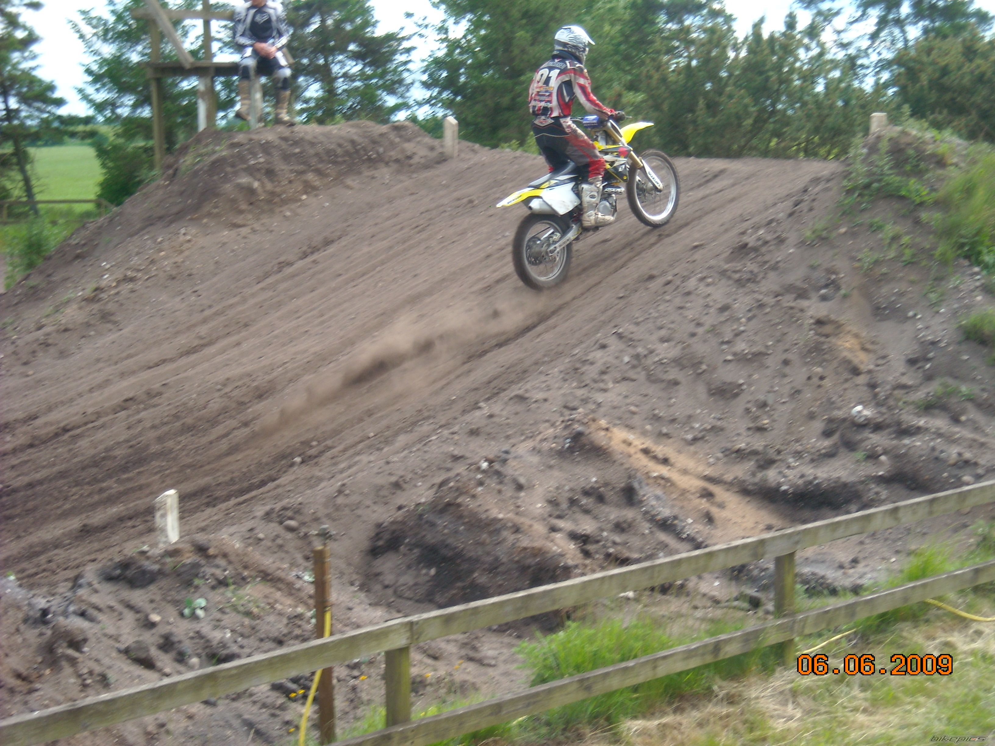Bike Photo 1690914