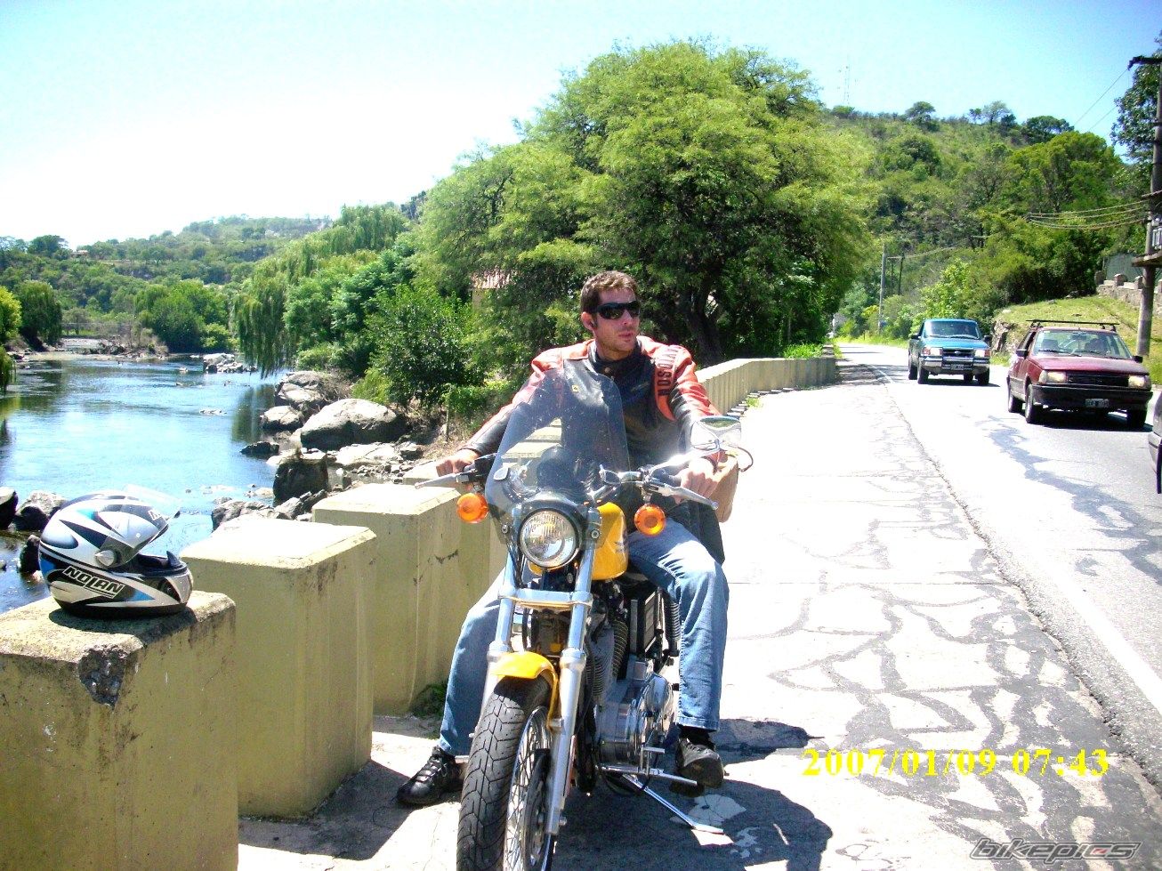 Bike Photo 1690949