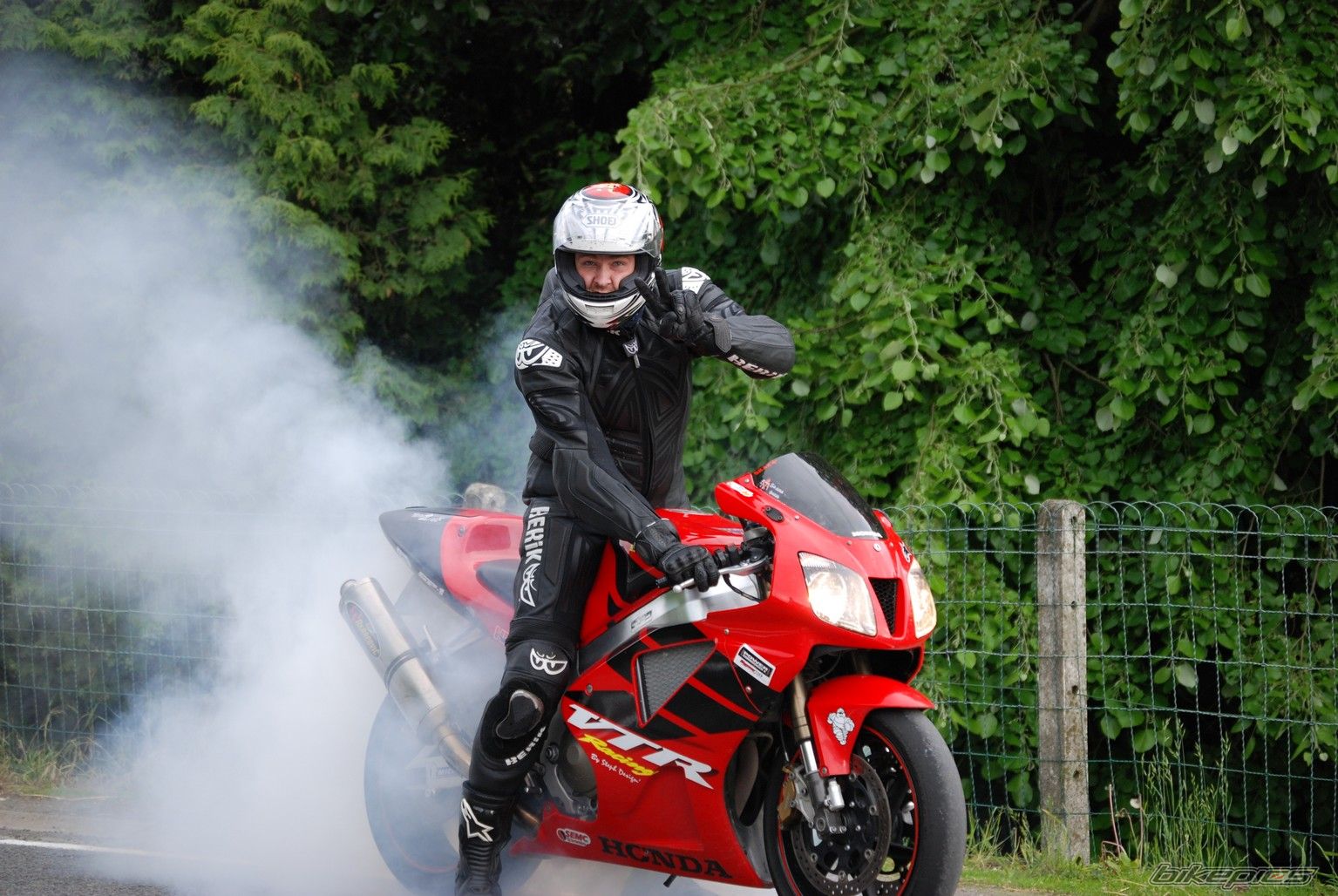 Bike Photo 1691049