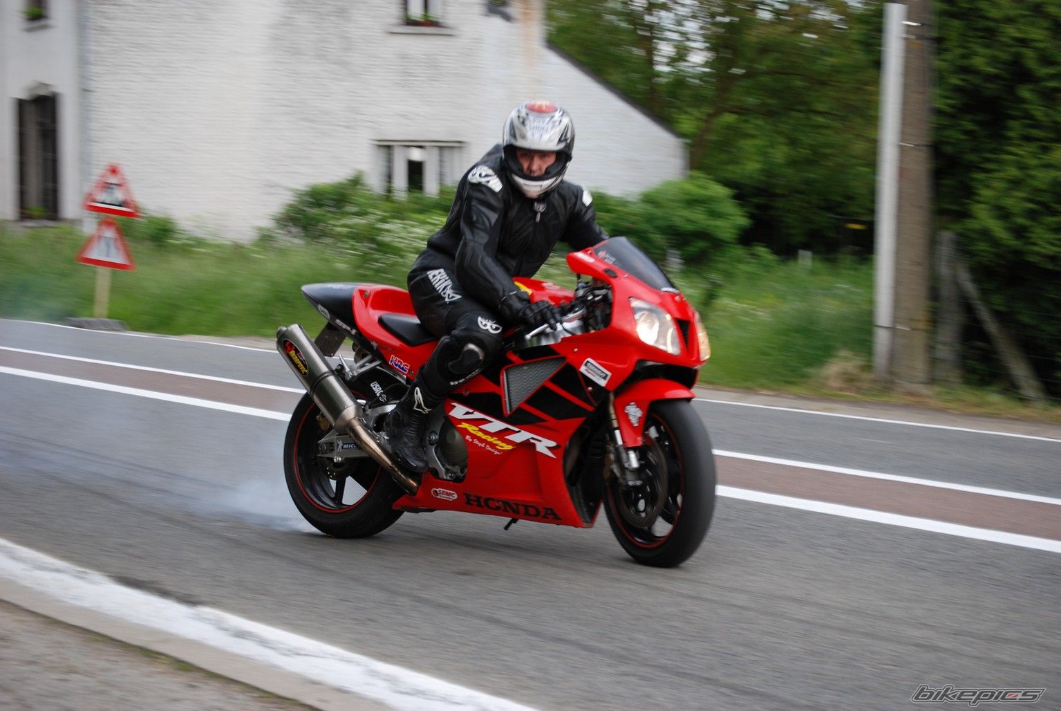 Bike Photo 1691056