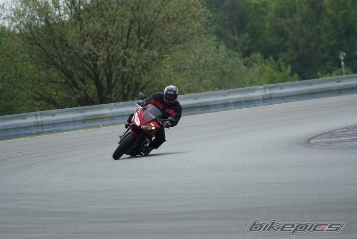 Photo 1691282