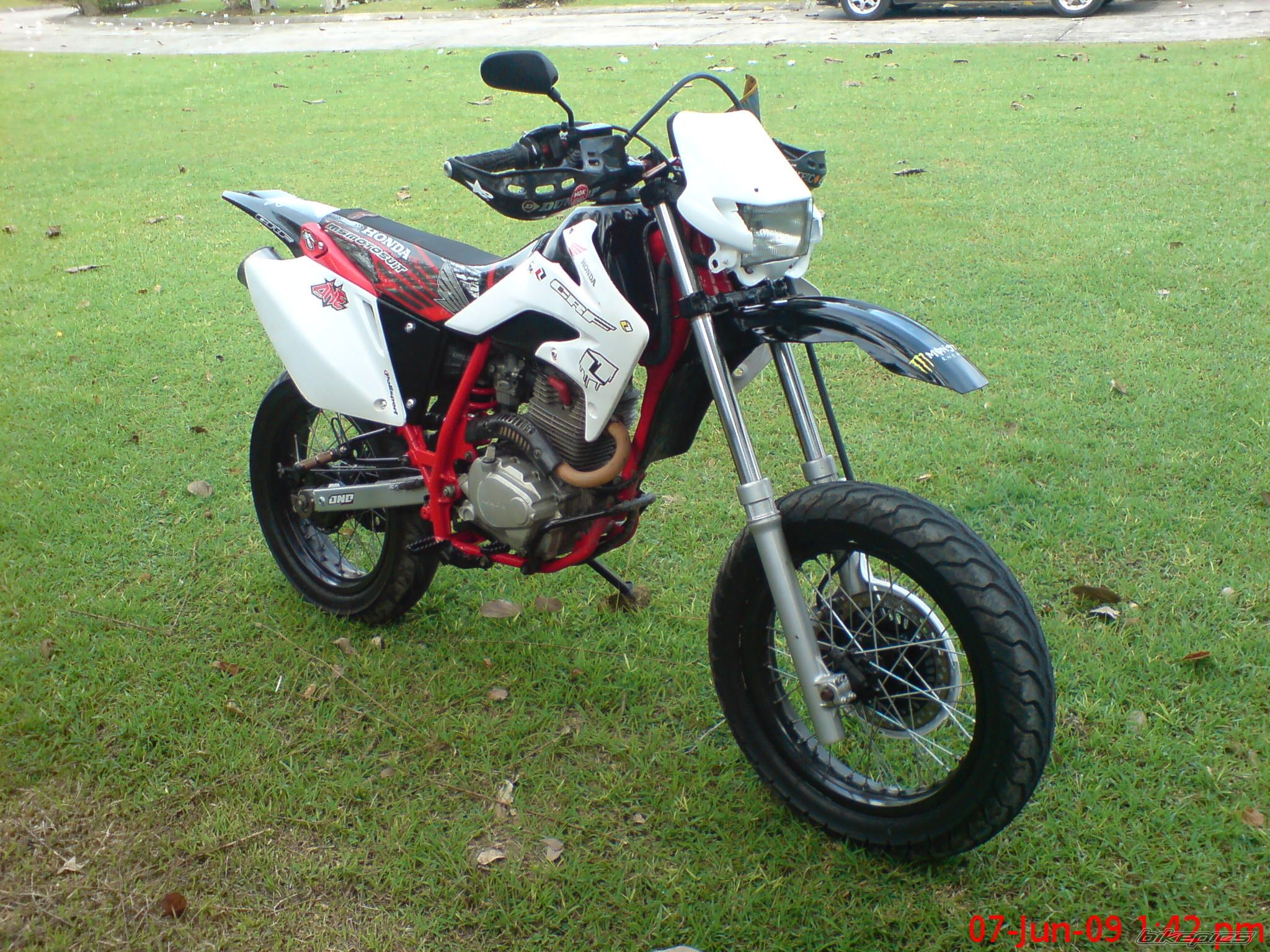 Photo 1691293