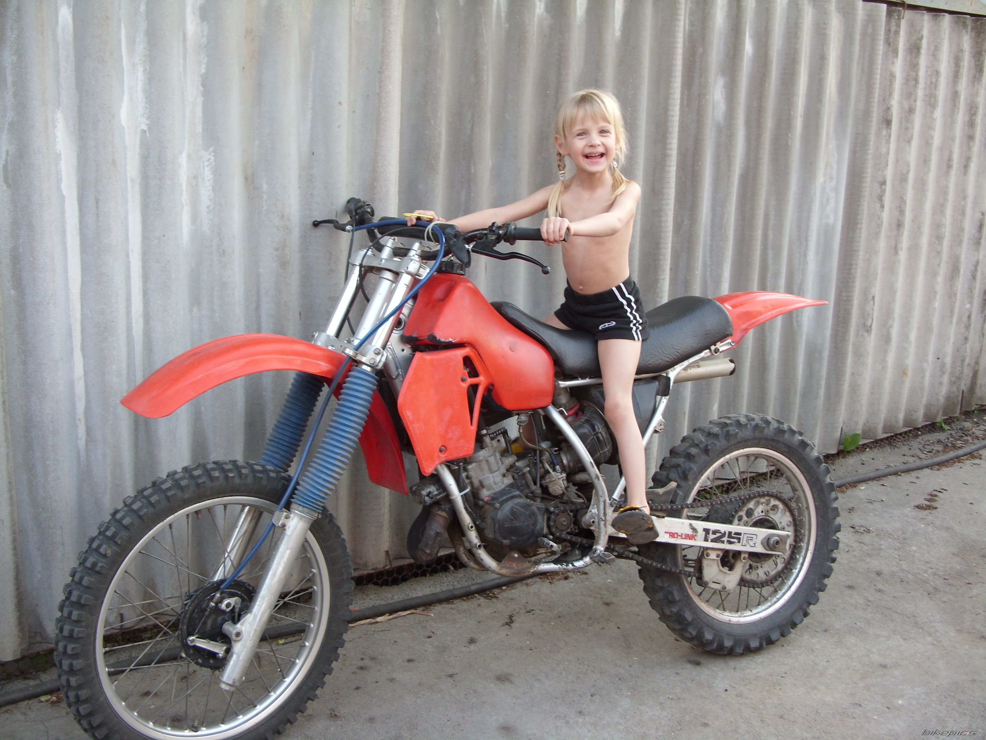 Photo 1691314