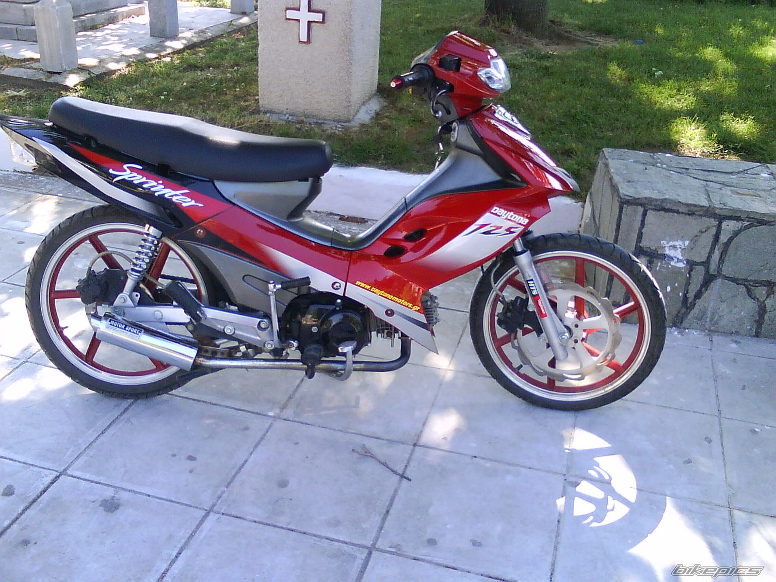 Bike Photo 1691338