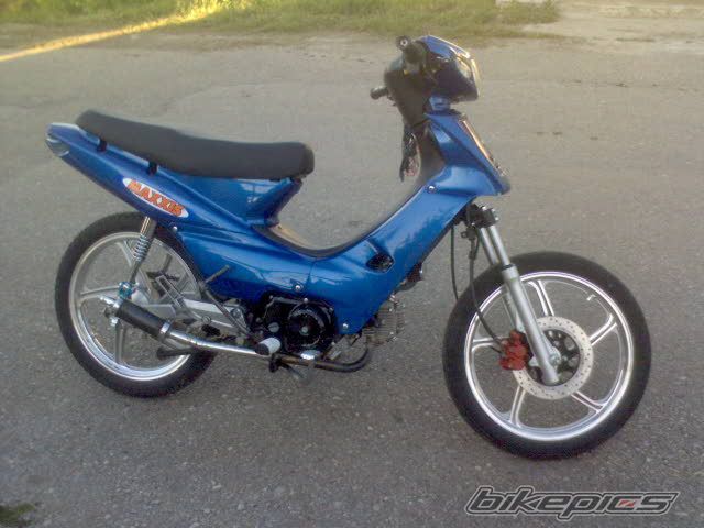 Photo 1691347