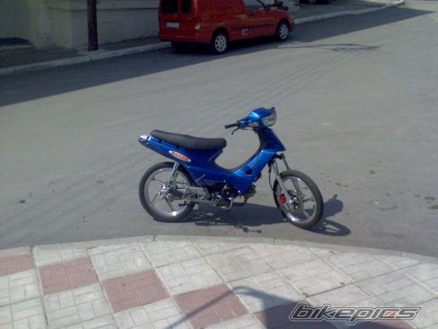 Photo 1691350