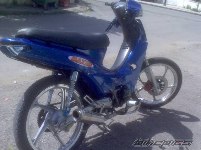Photo 1691351