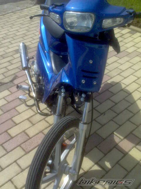Photo 1691354