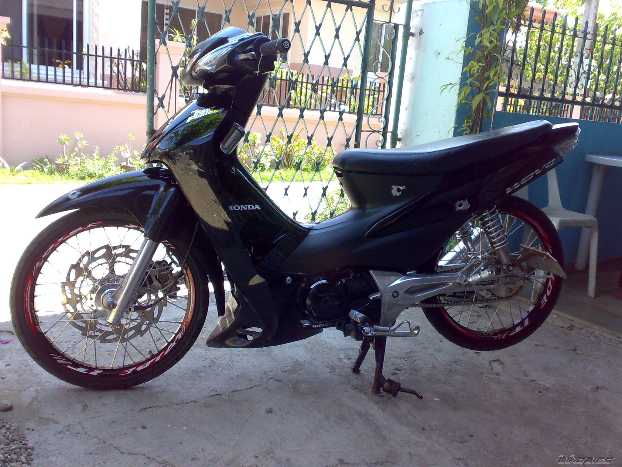 Photo 1691515