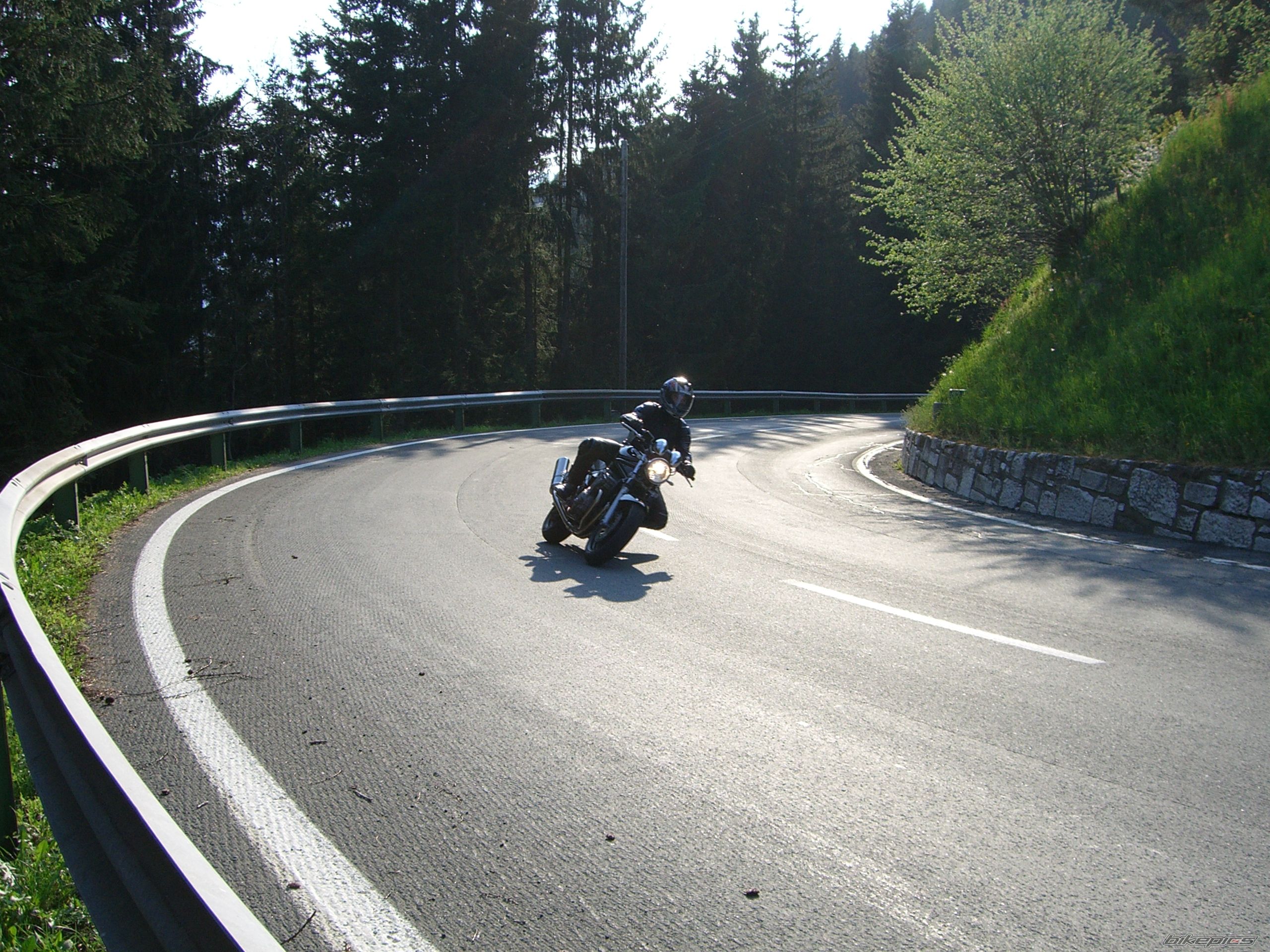 Photo 1691544