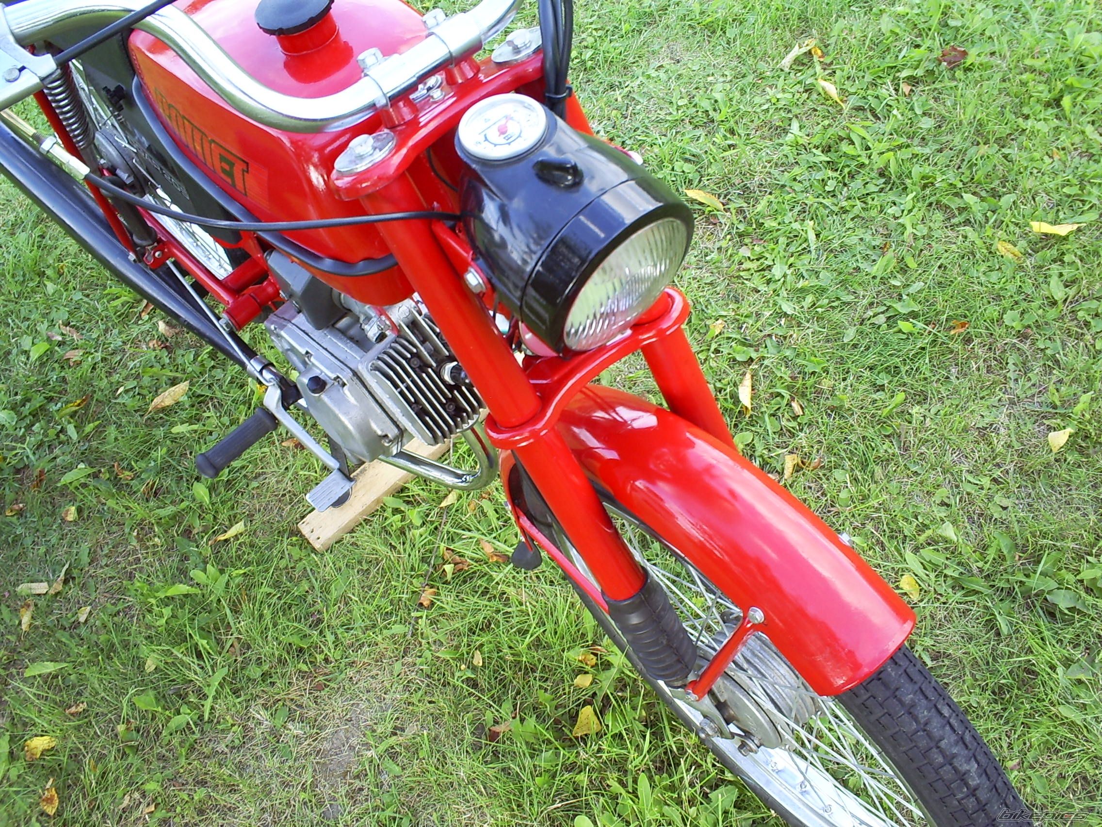 Photo 1691598