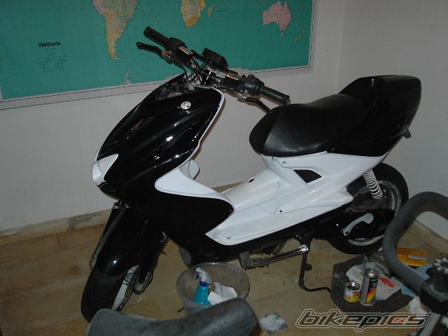 Photo 1691619