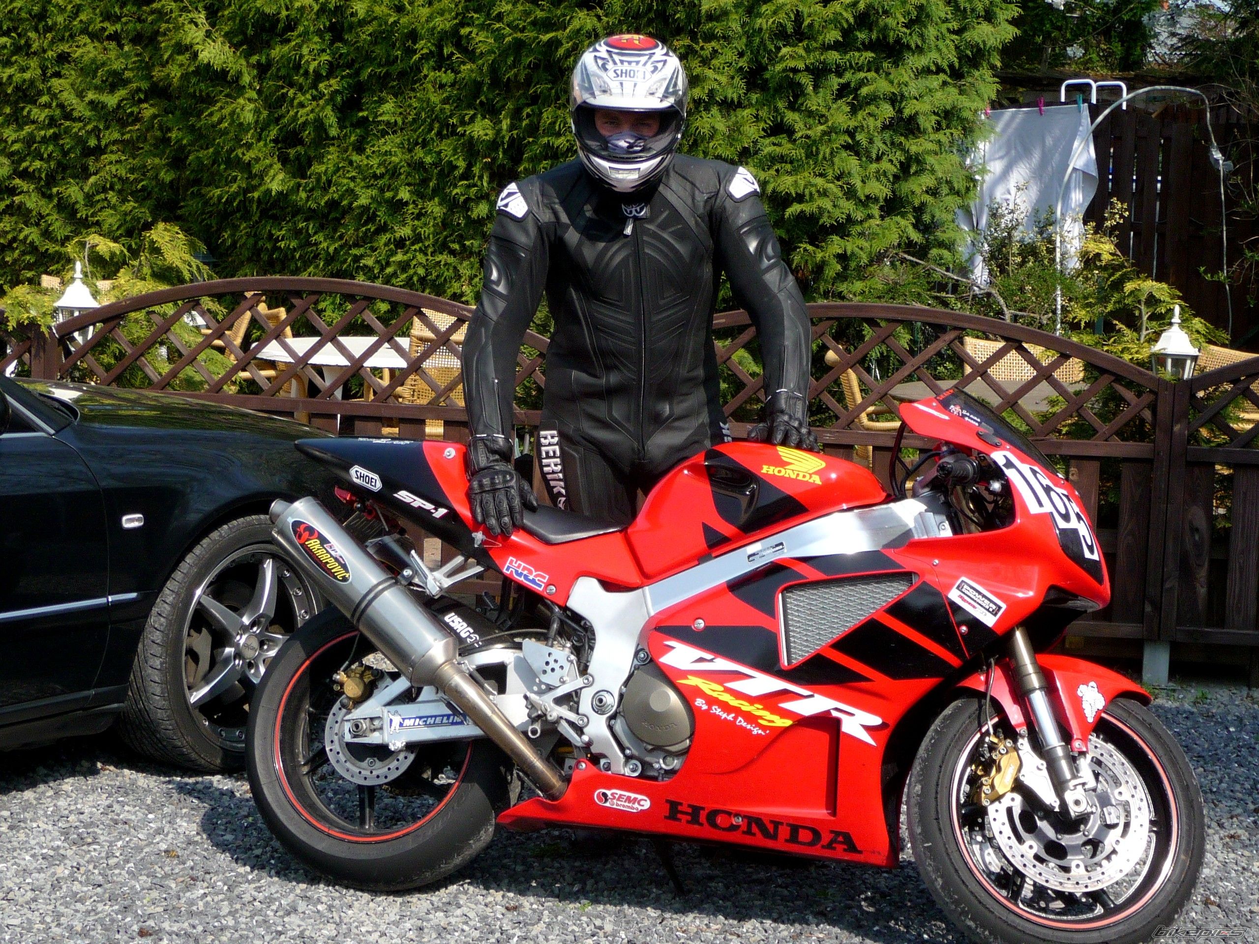 Photo 1691734