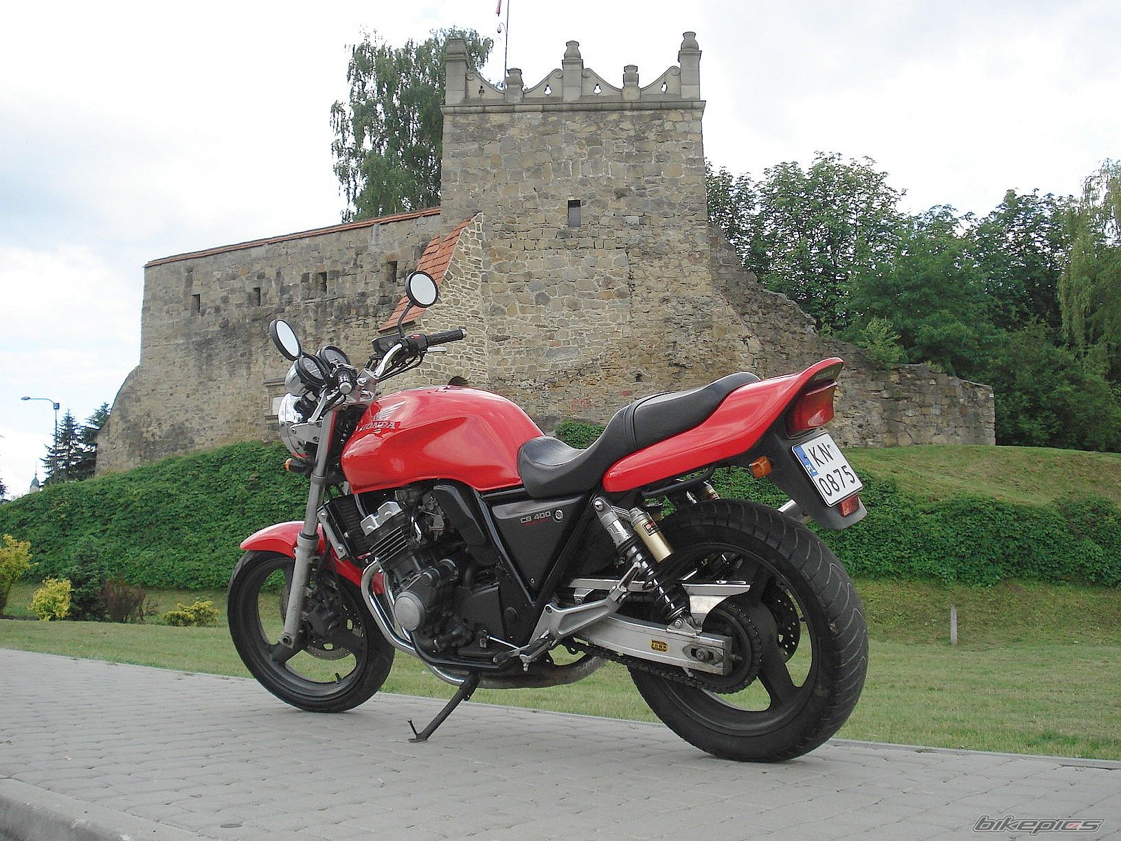 Photo 1691776