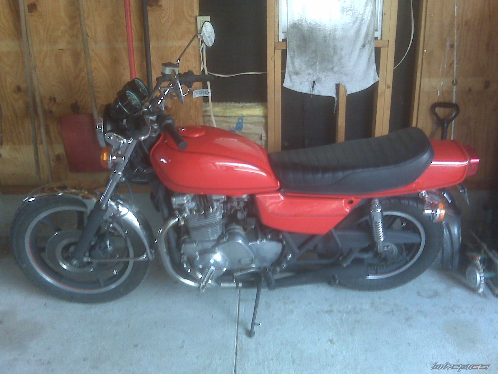 Photo 1691816