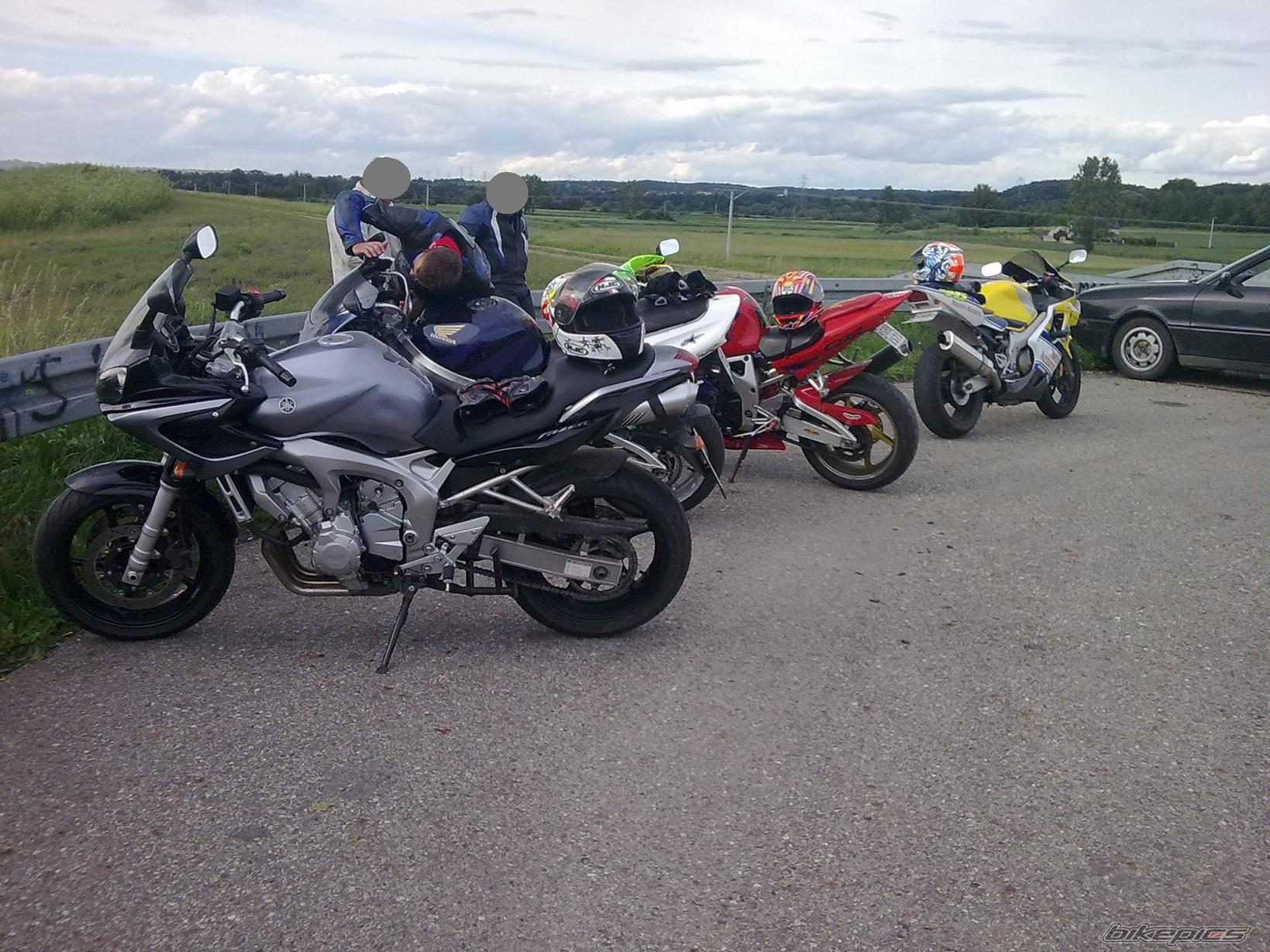 Photo 1691833