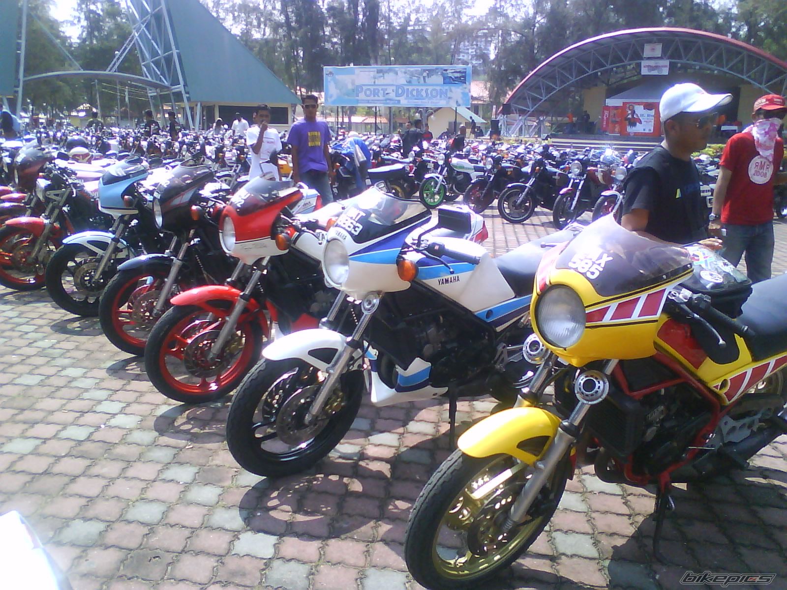 Photo 1692335