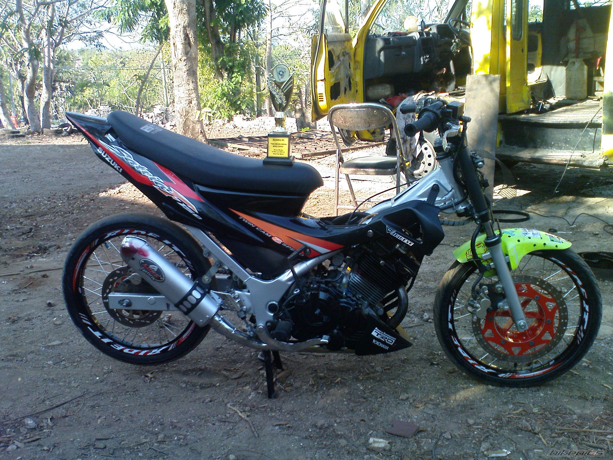 Photo 1692340