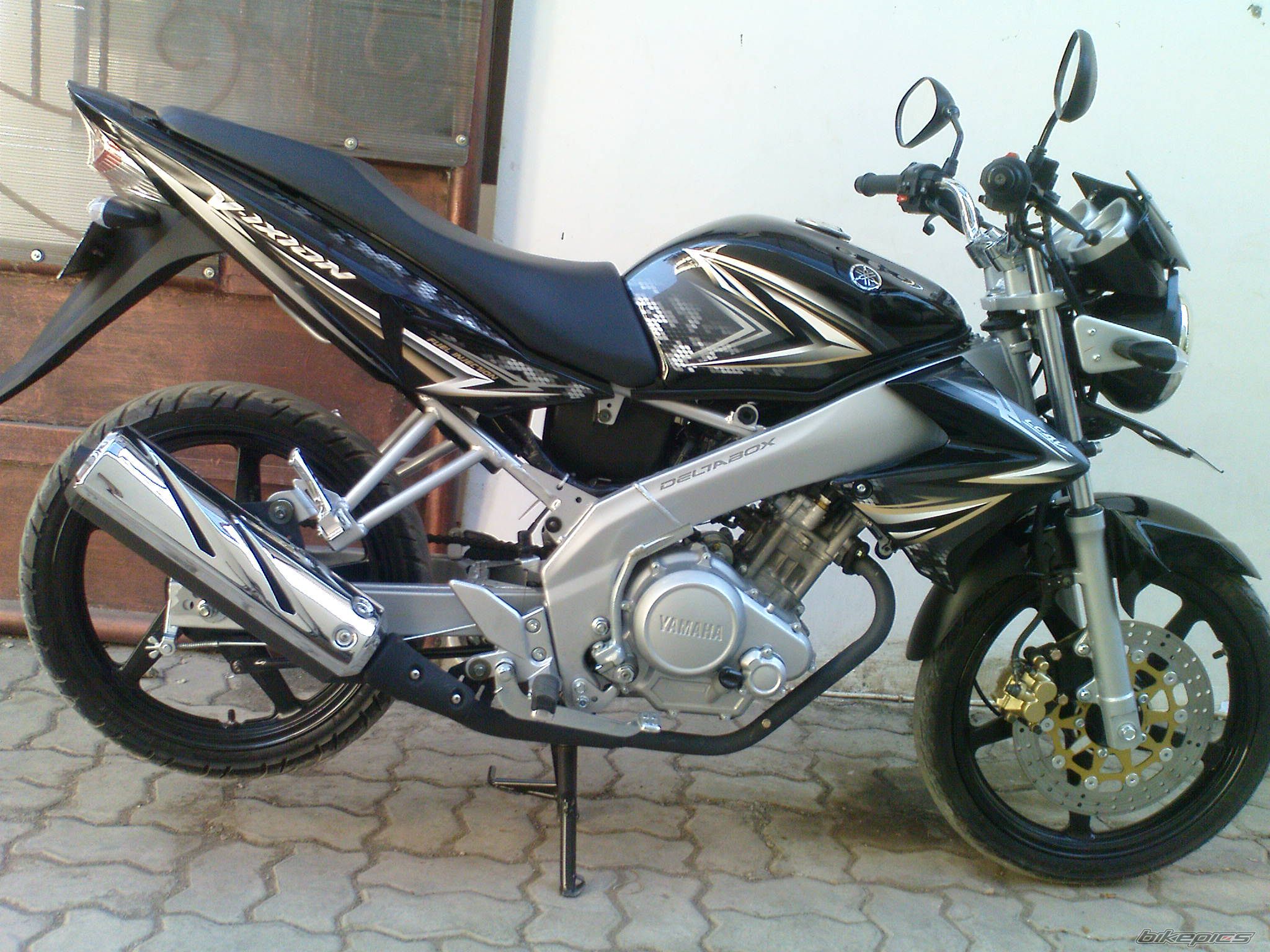 Bike Photo 1692359