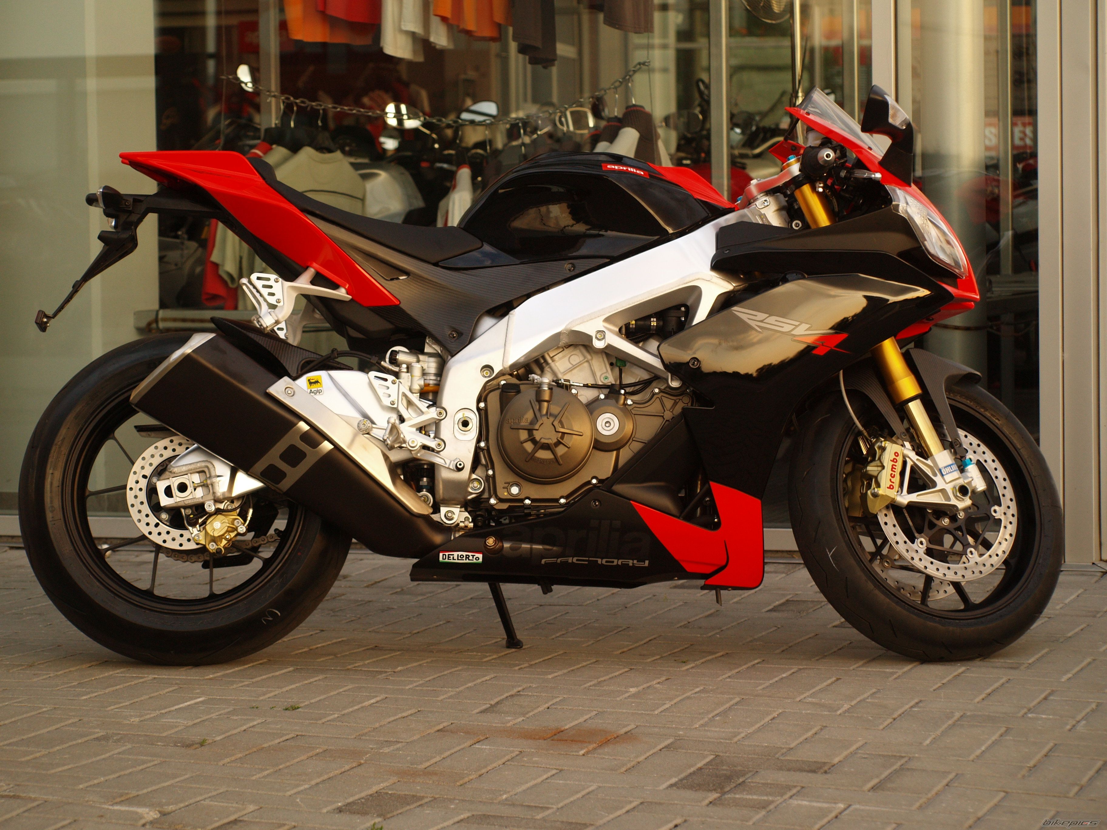 Bike Photo 1692371