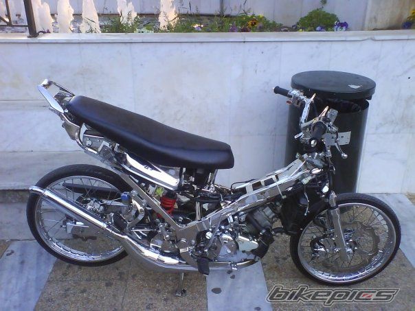 Photo 1692436