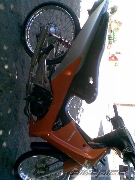Photo 1692486